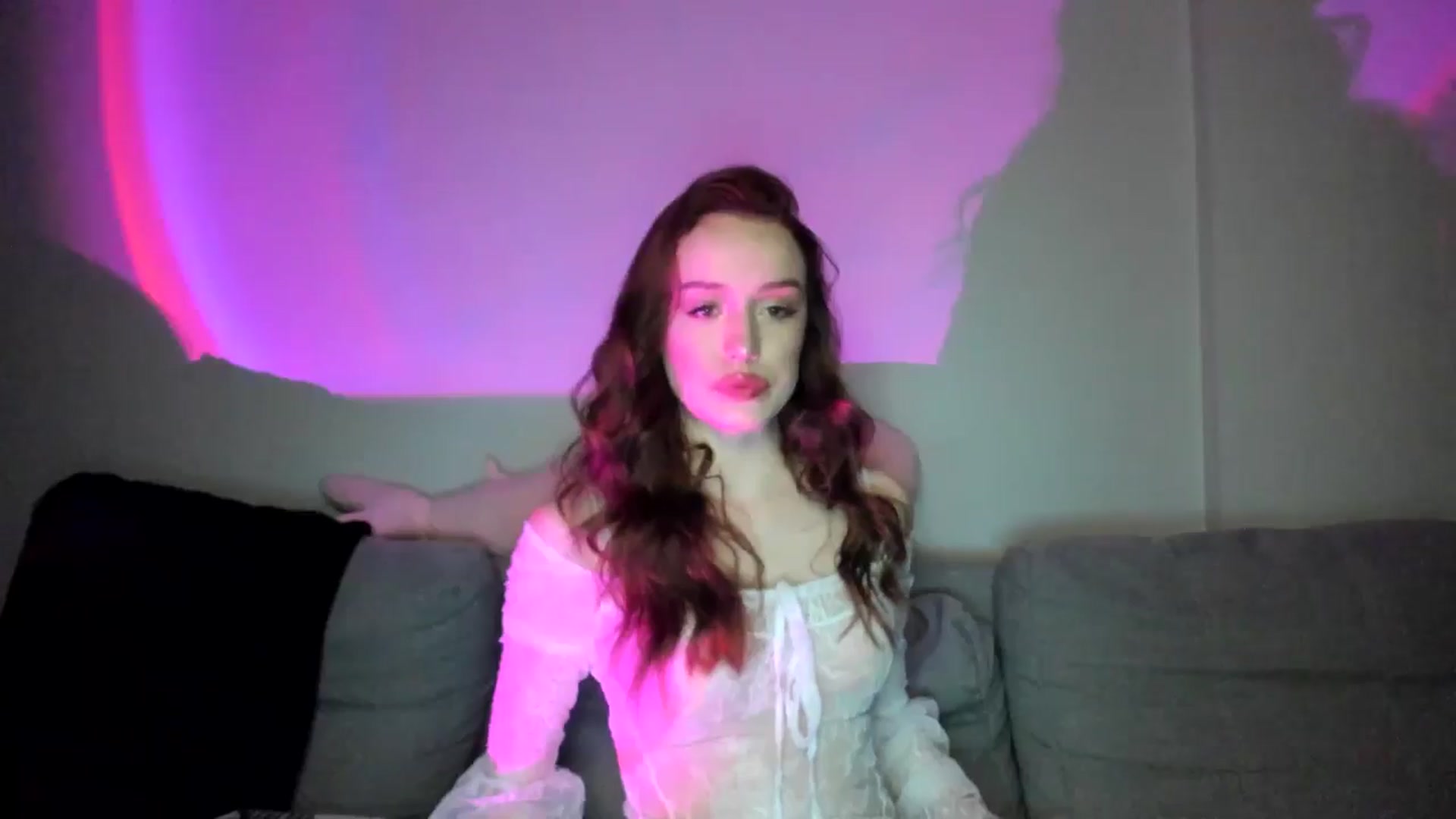 IsabellRrose video thumbnail