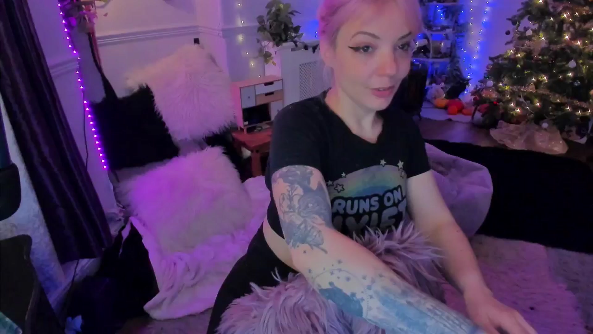LunaWolfie video thumbnail