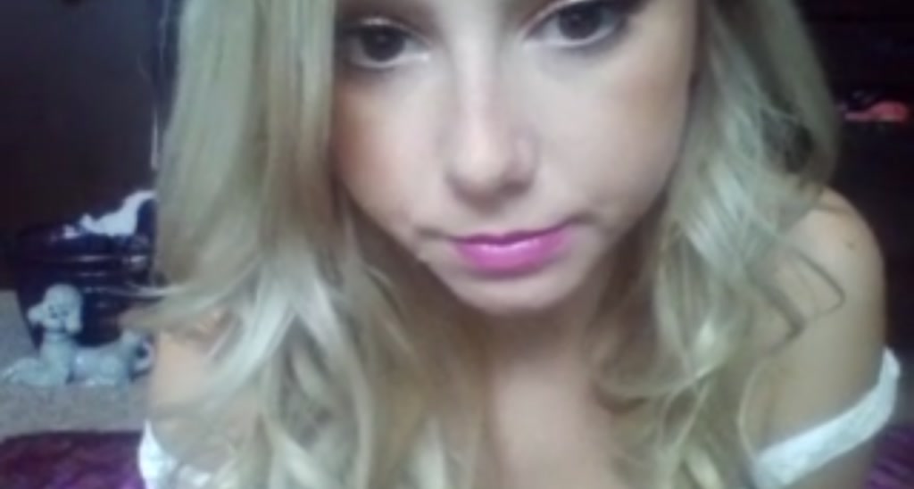MiniMariah video thumbnail