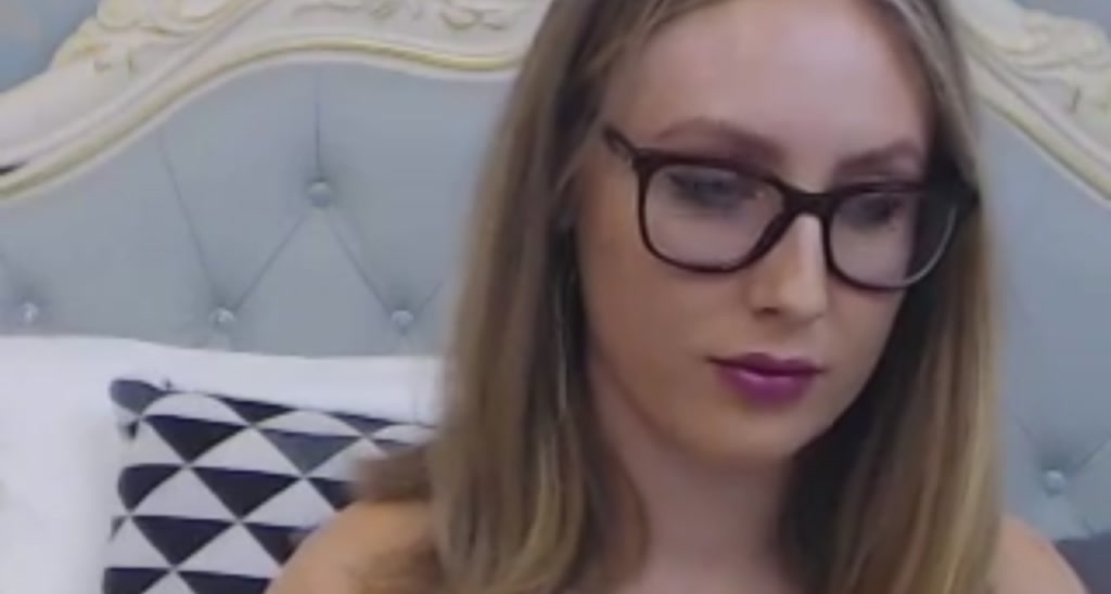 ChloeLUVX video thumbnail