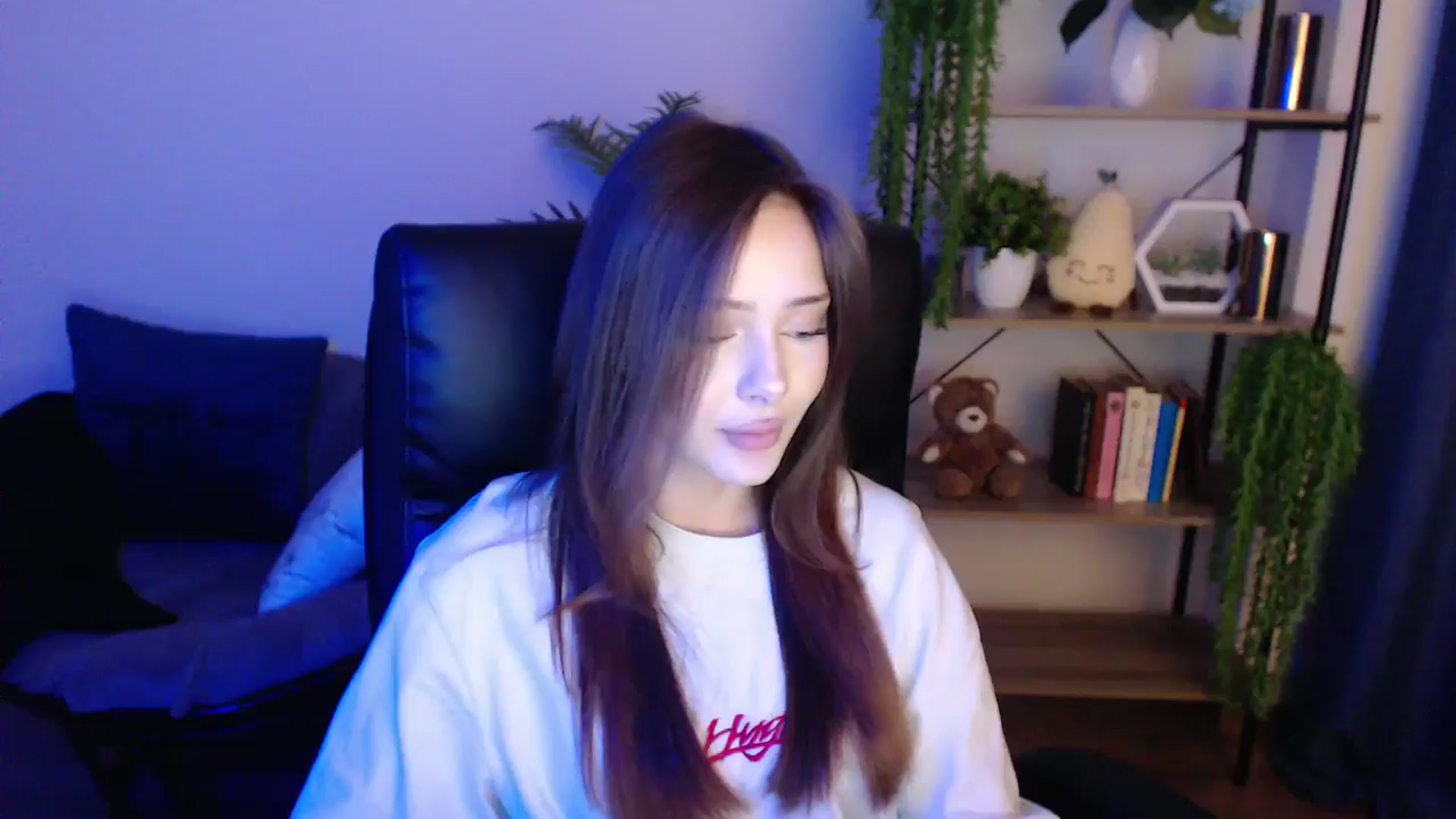 KateManelli video thumbnail