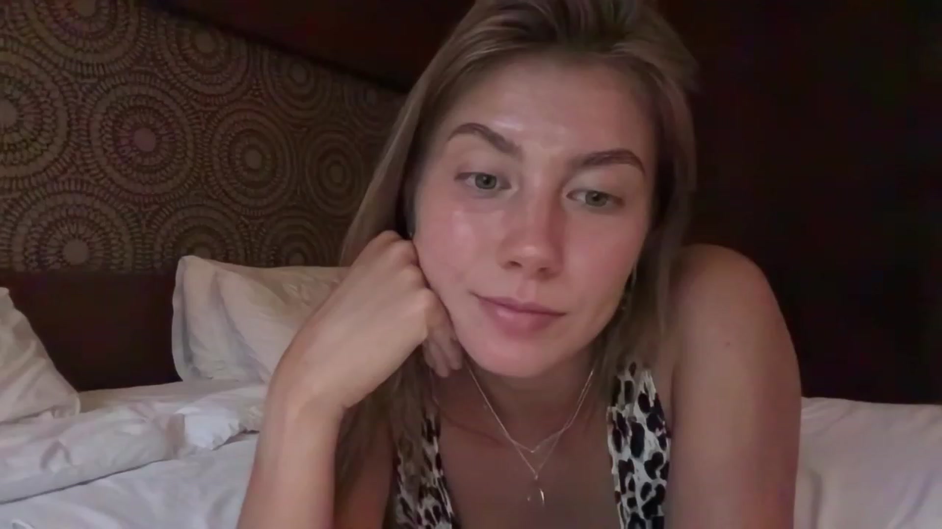 BaliSurfGirl video thumbnail