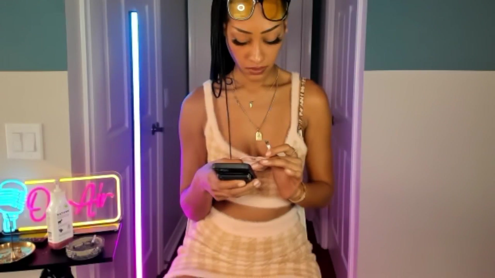 DiazWhite video thumbnail