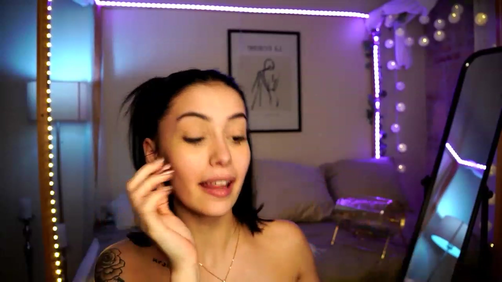Naomii18 video thumbnail