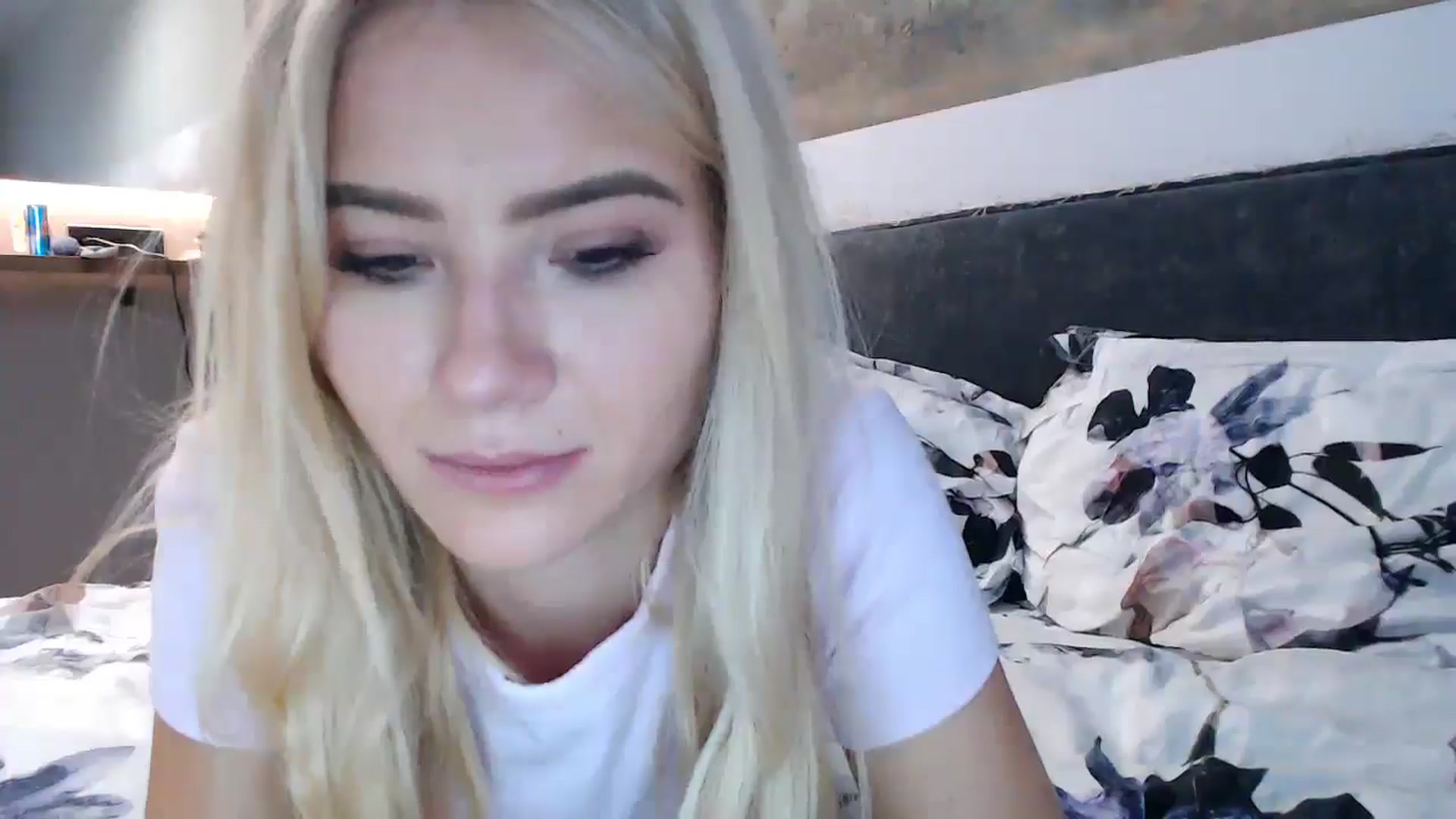 fiancee video thumbnail