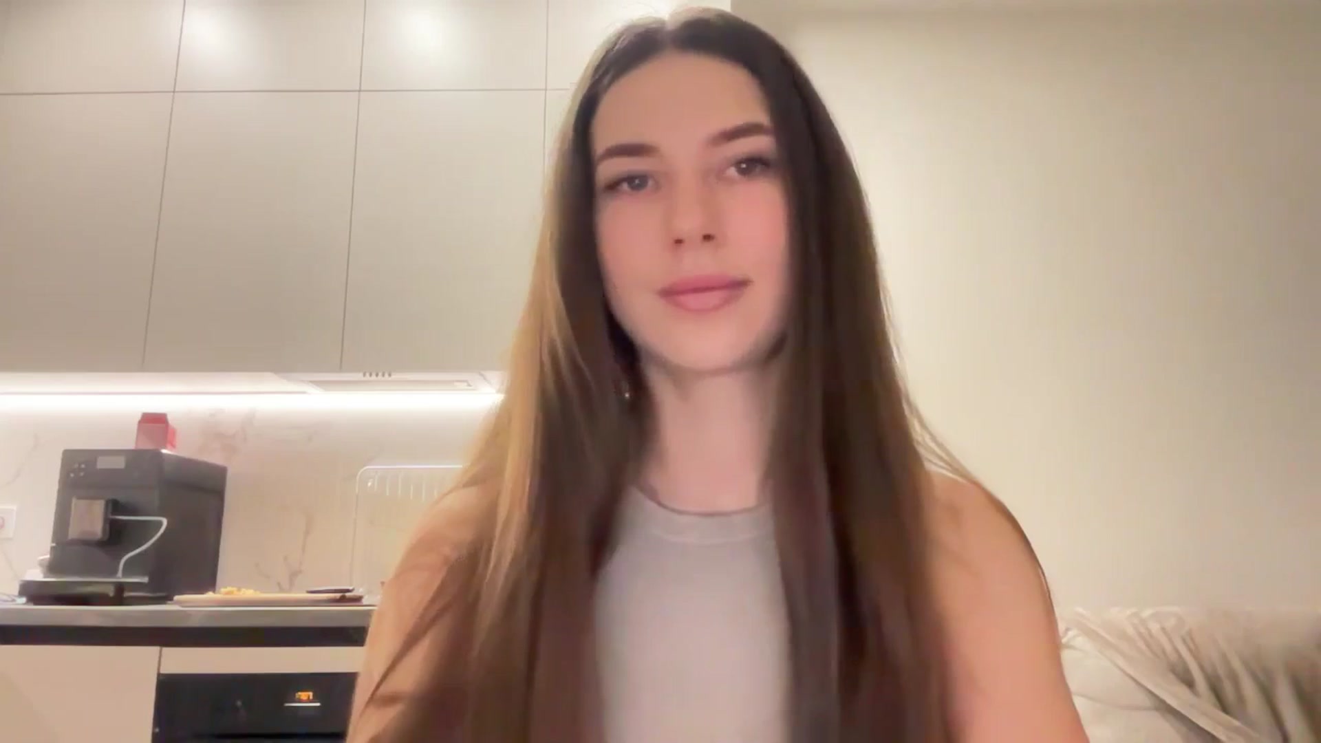 kissfreeze video thumbnail