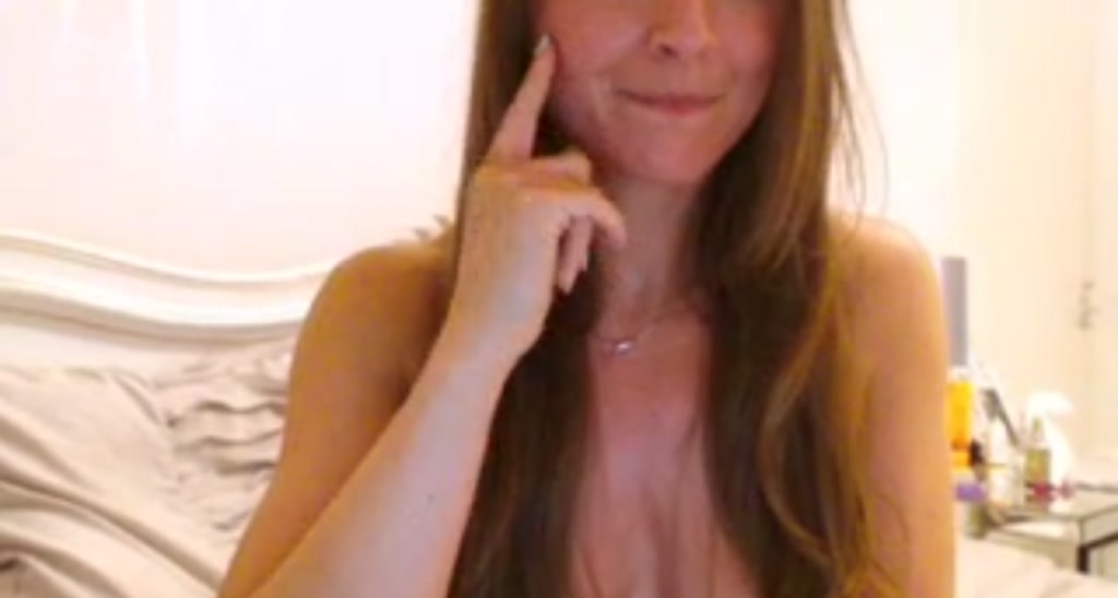 Sarah_Louise_ video thumbnail