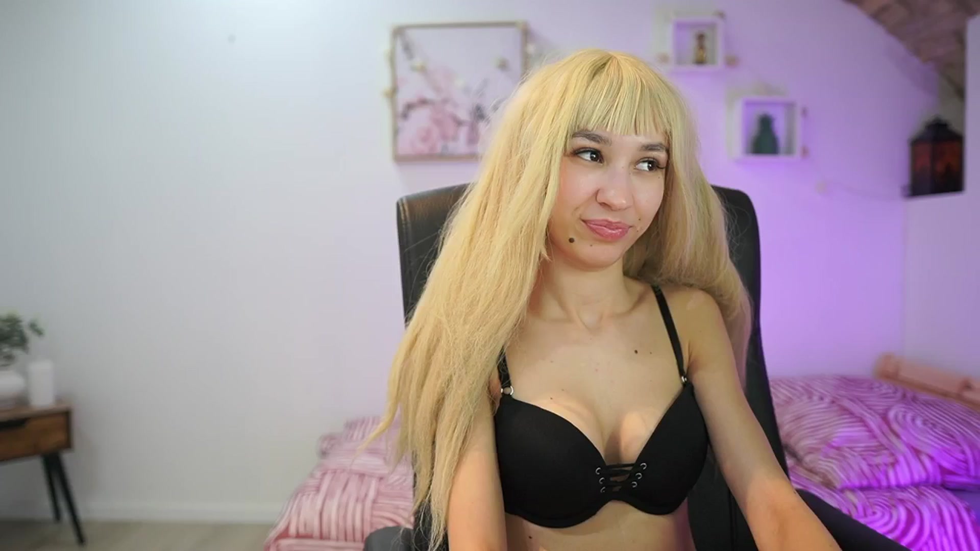 Amai__Liu video thumbnail