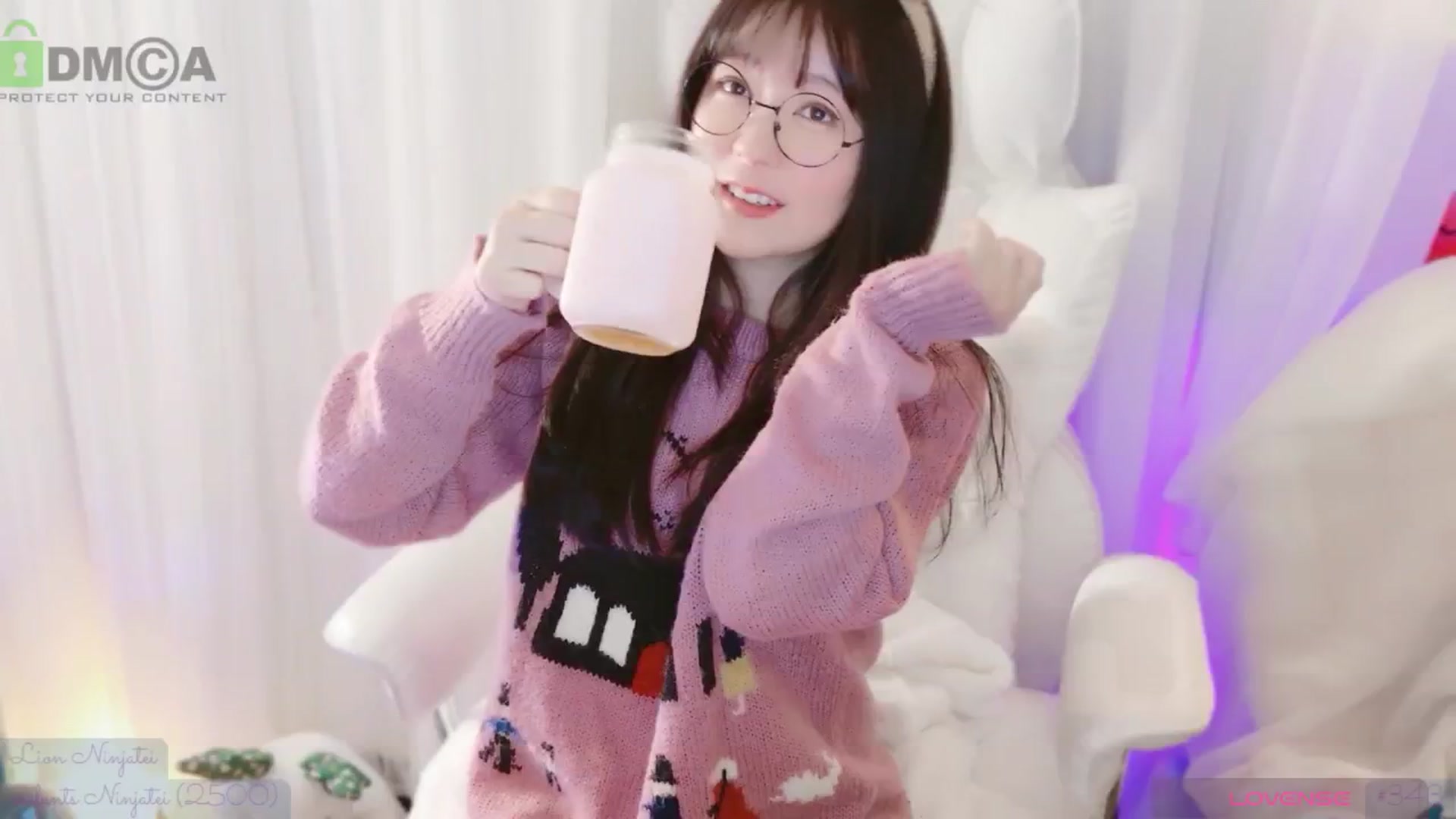 meowtheworld video thumbnail