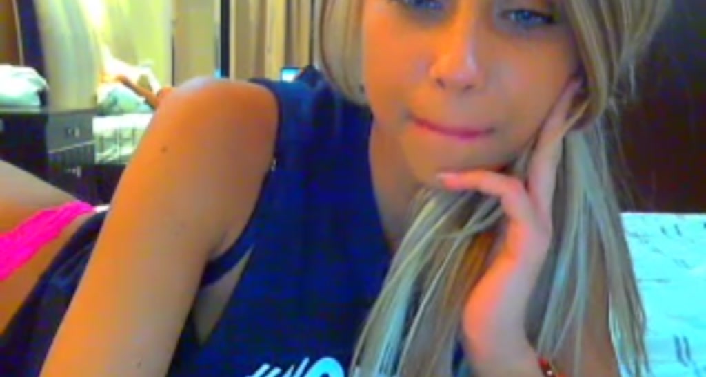 EvaaXO video thumbnail