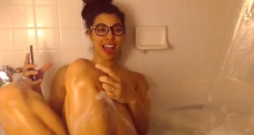 KissingHi video thumbnail