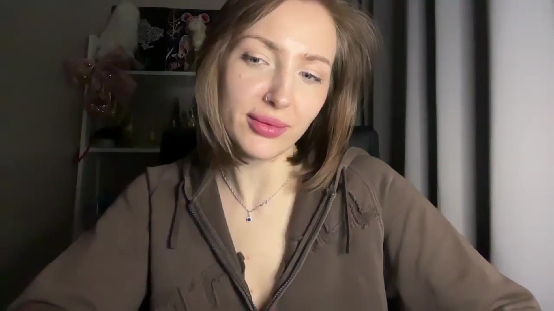 Di_Pearl video thumbnail