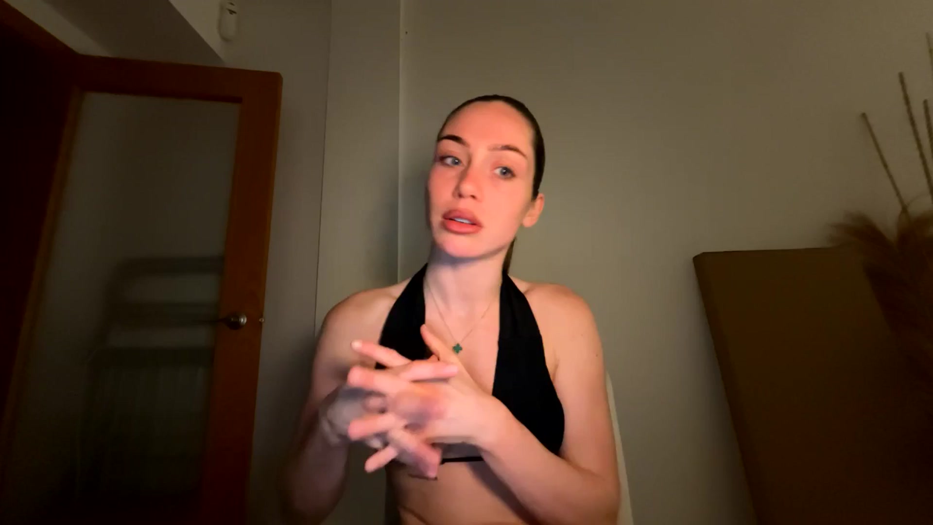 English_Lola video thumbnail