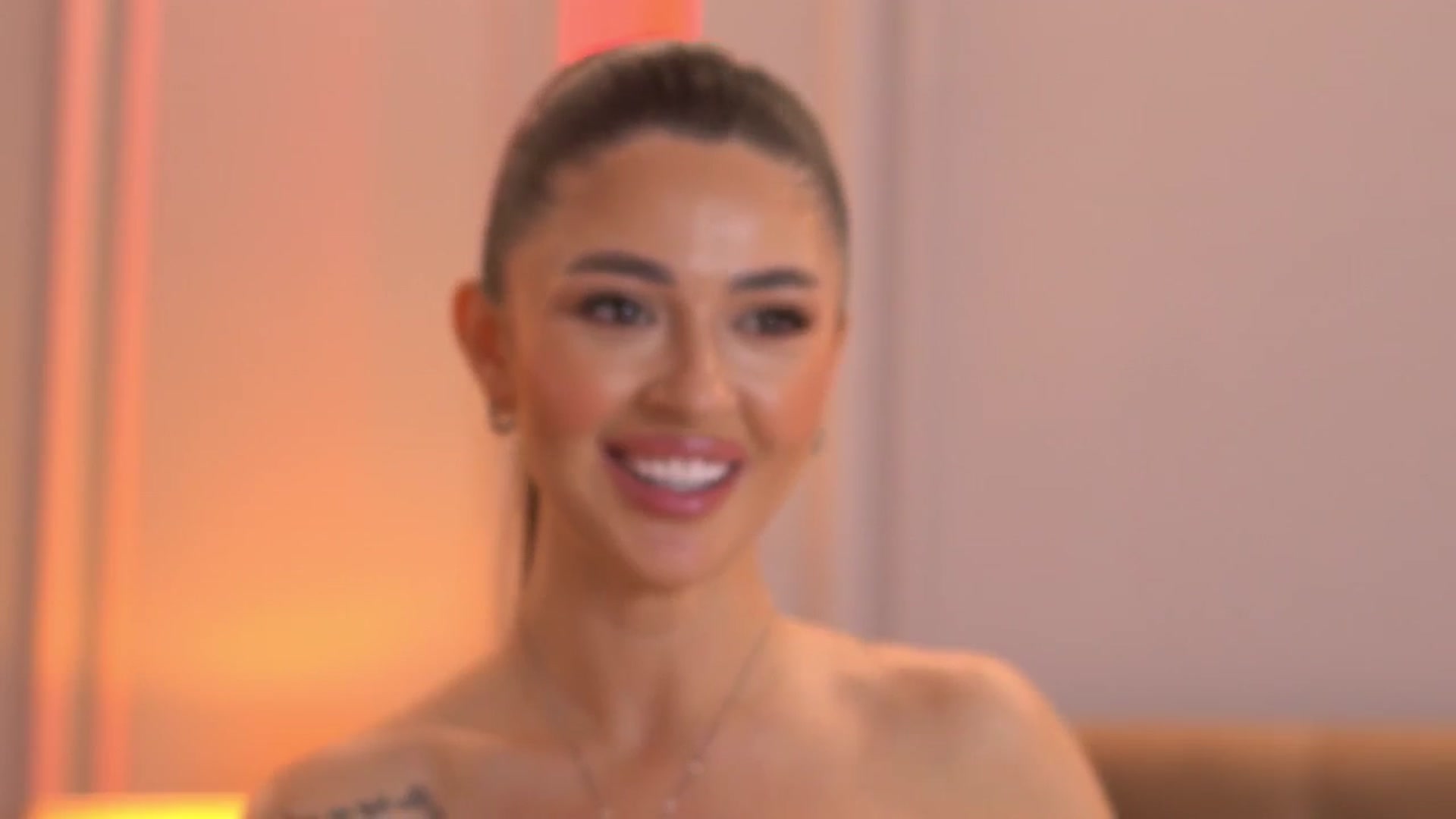 AshleyBae video thumbnail
