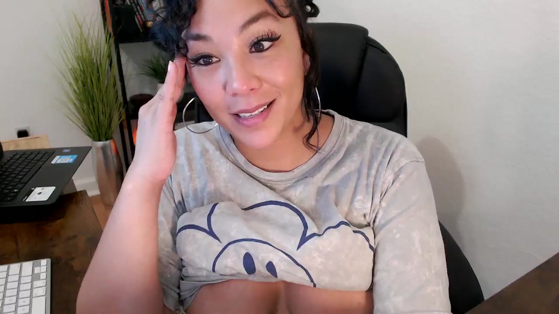 MickaylaMinx video thumbnail