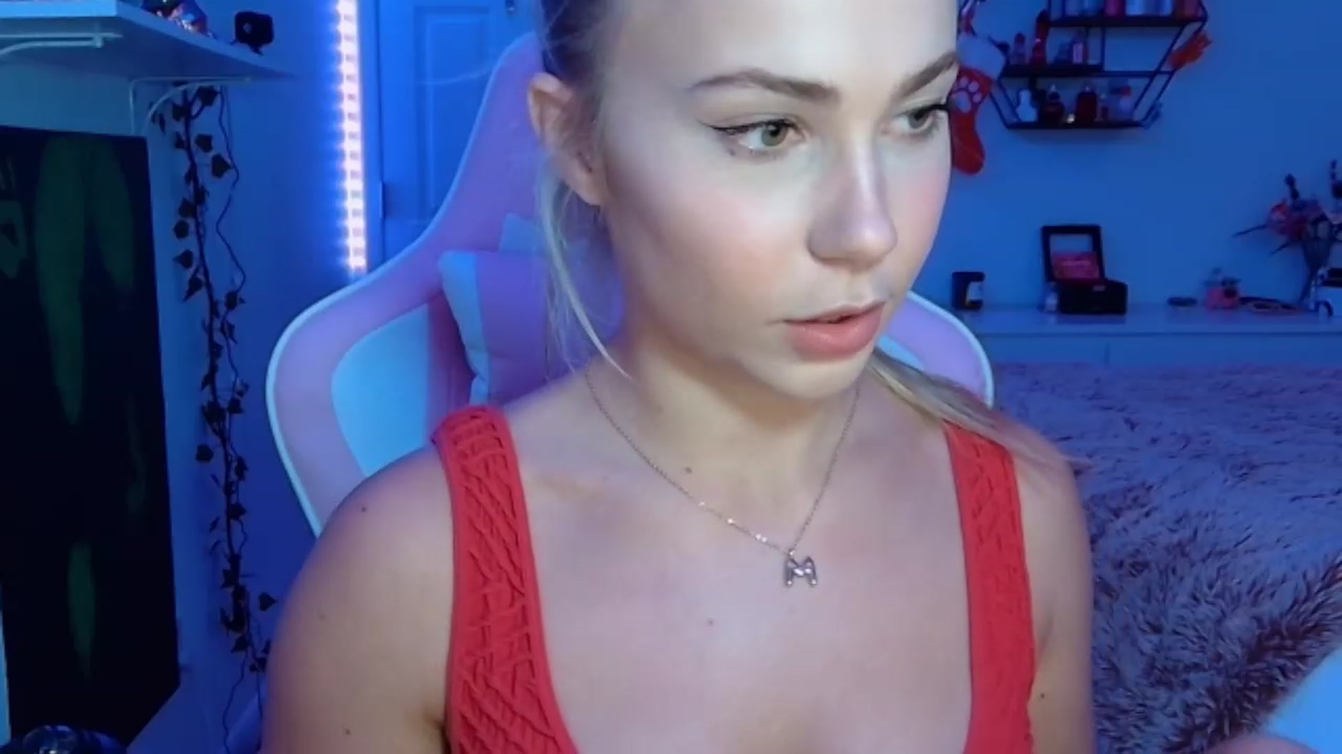 sweetestmila video thumbnail