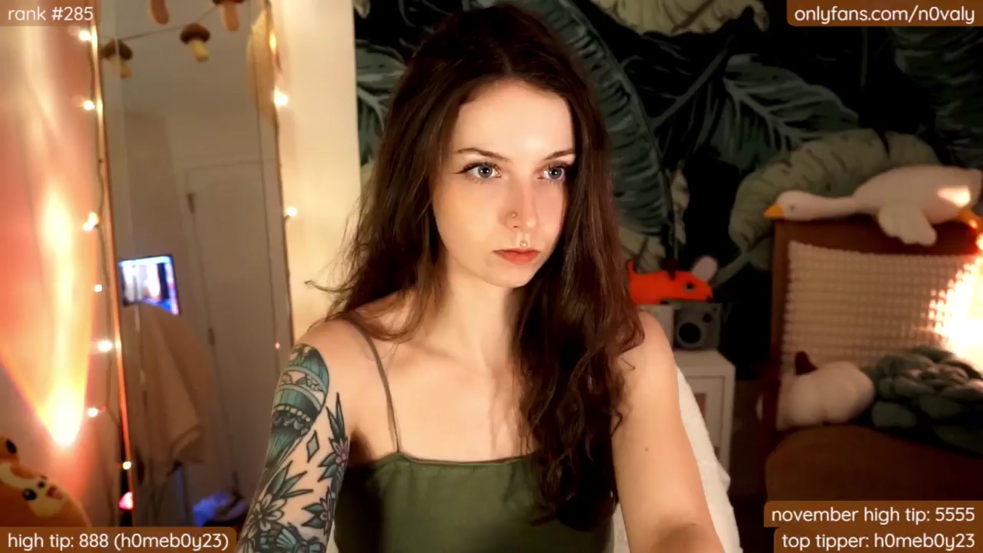 N0valy video thumbnail