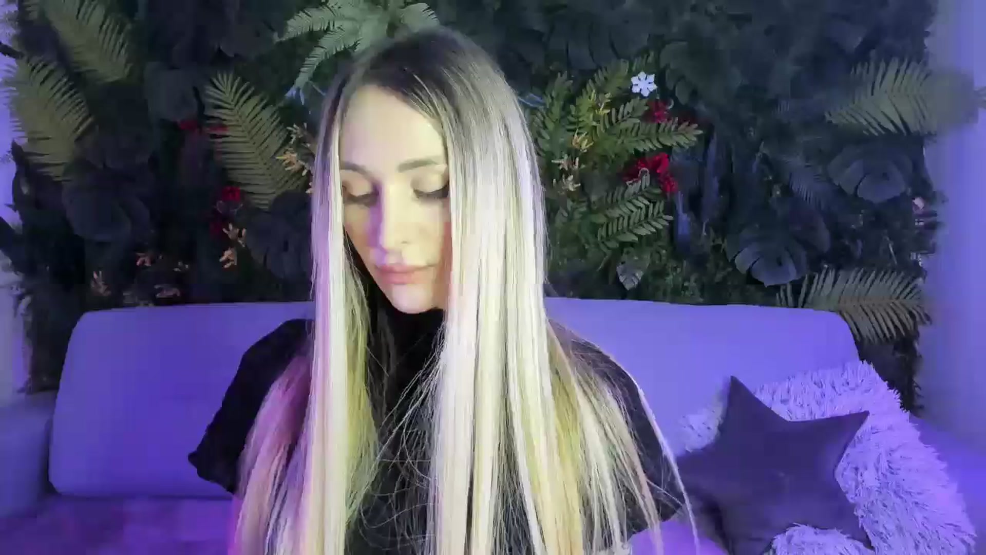 Horny_Blond video thumbnail