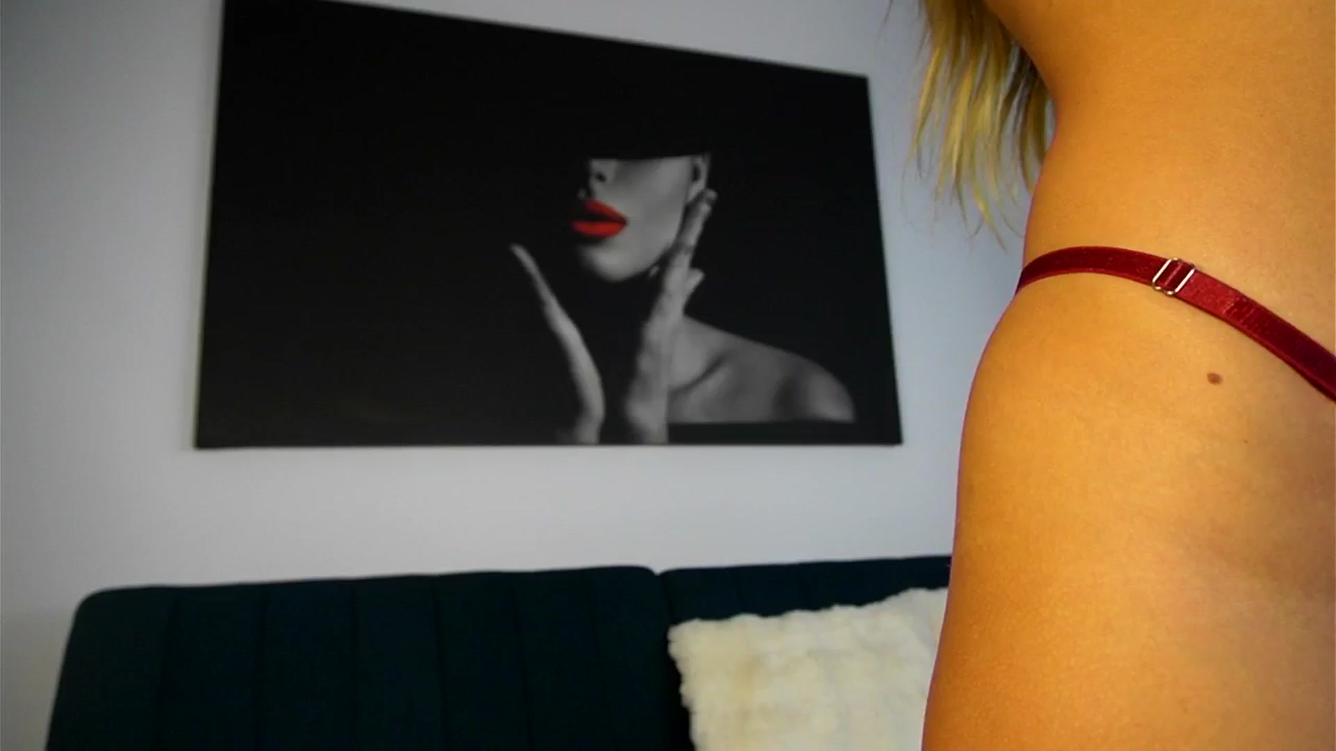 Izy_belle video thumbnail