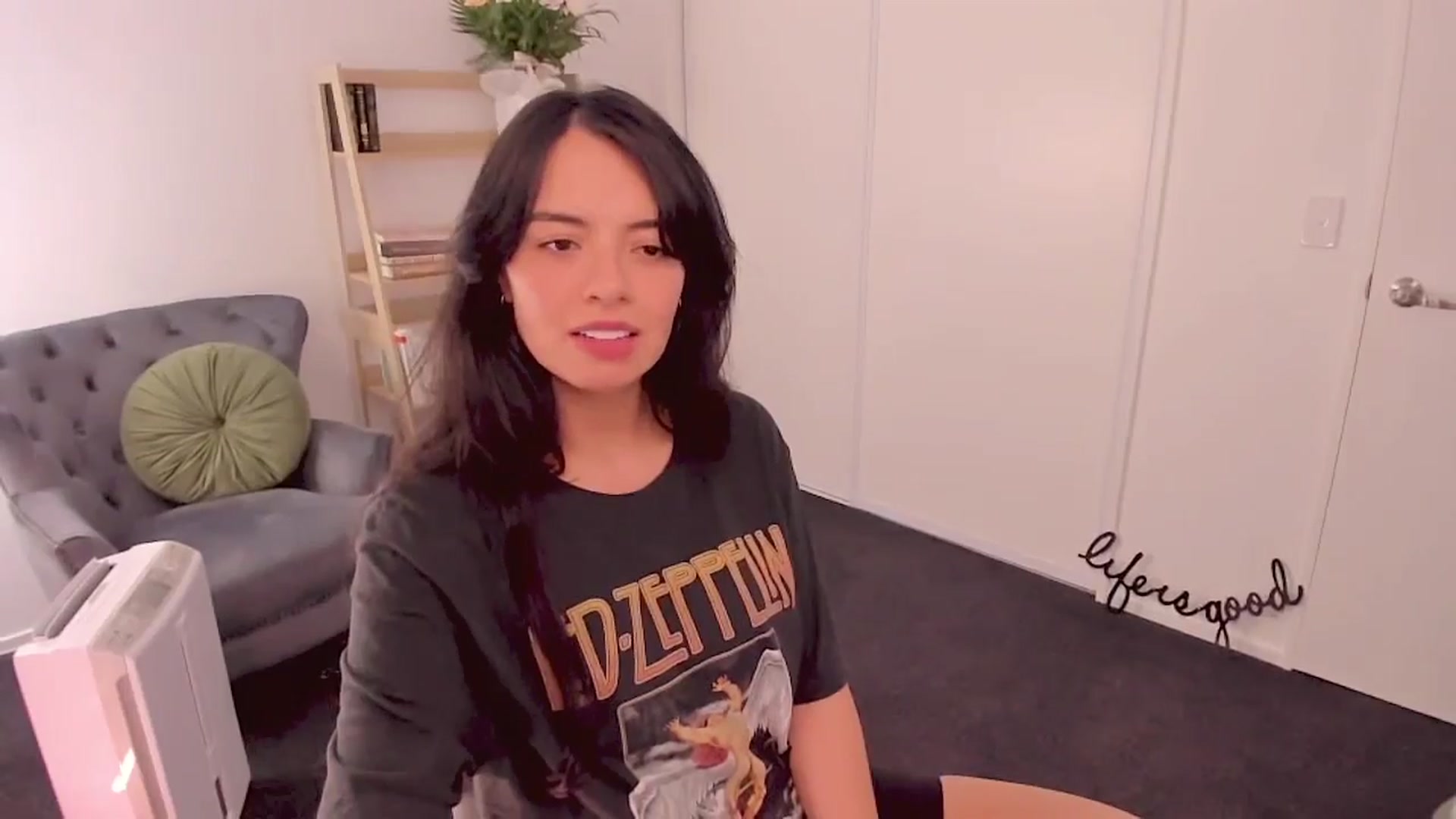 NinaSage video thumbnail