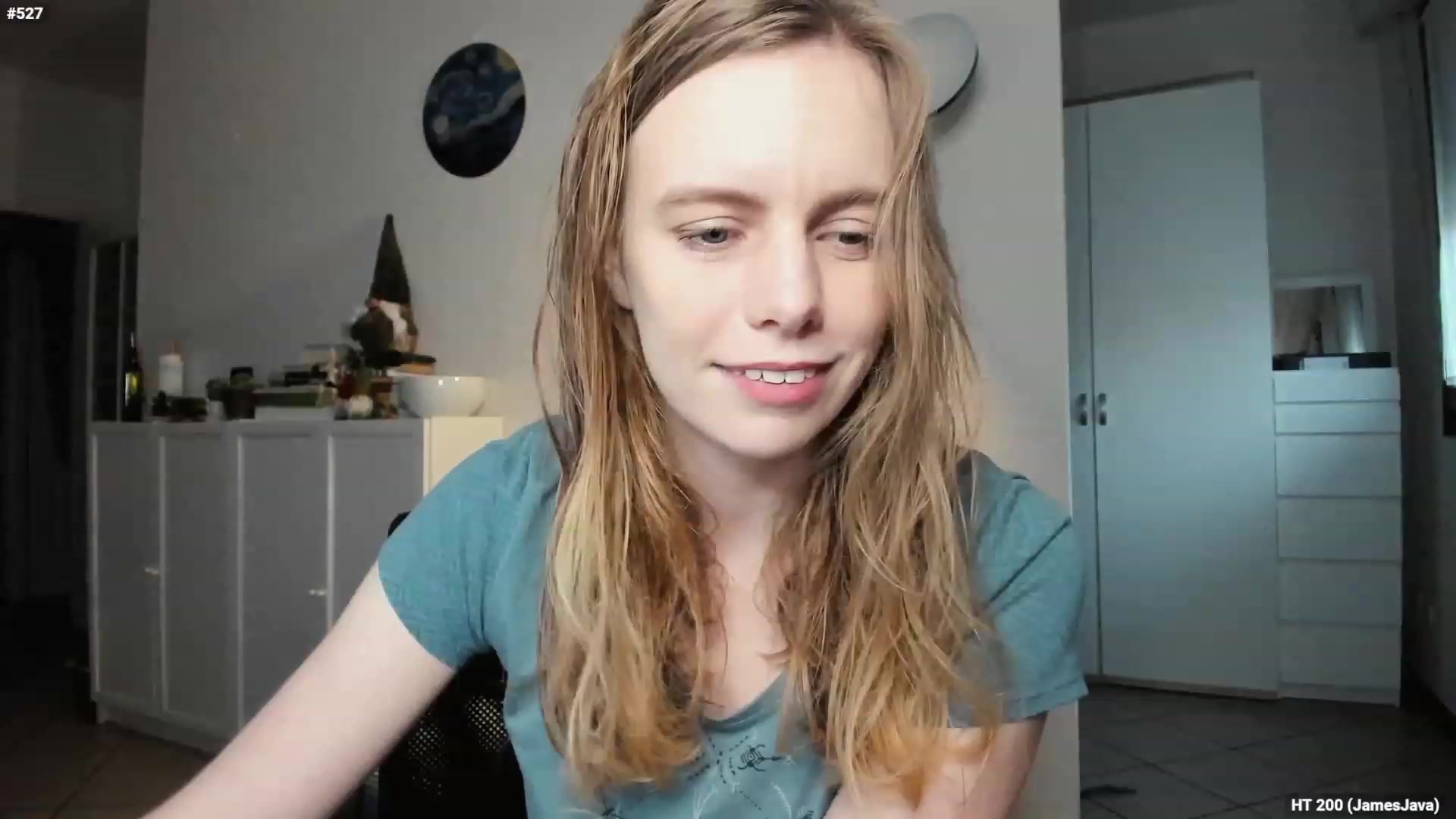 Personage video thumbnail