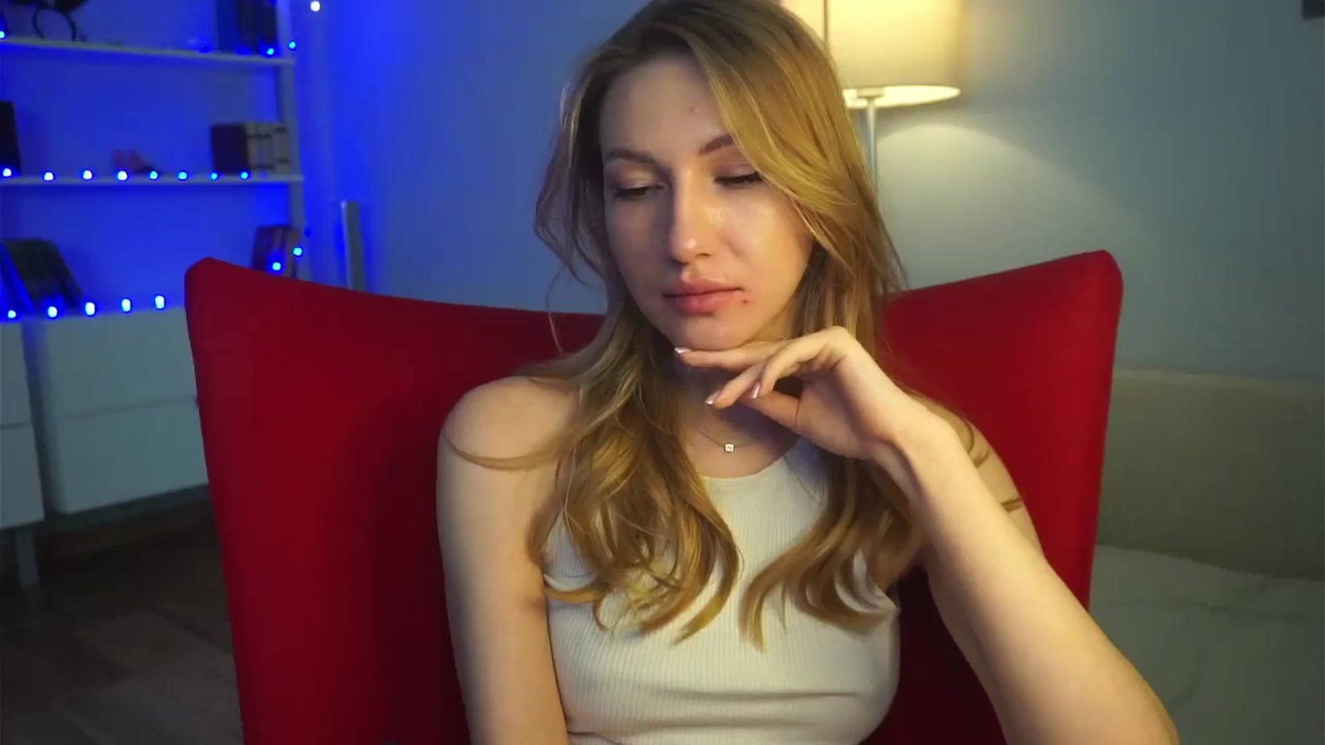 LovelyGin video thumbnail