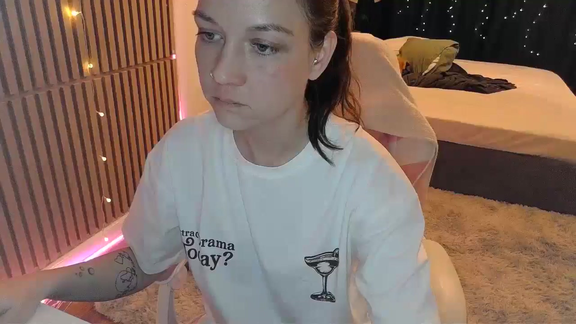 Qi_ra video thumbnail