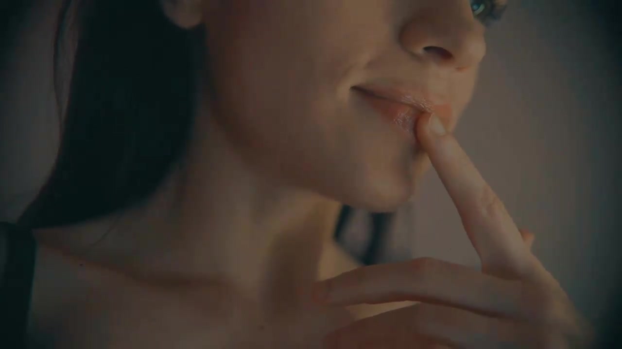 LucieOude video thumbnail