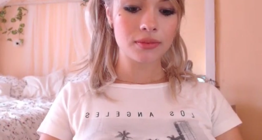 Lili_Jones video thumbnail