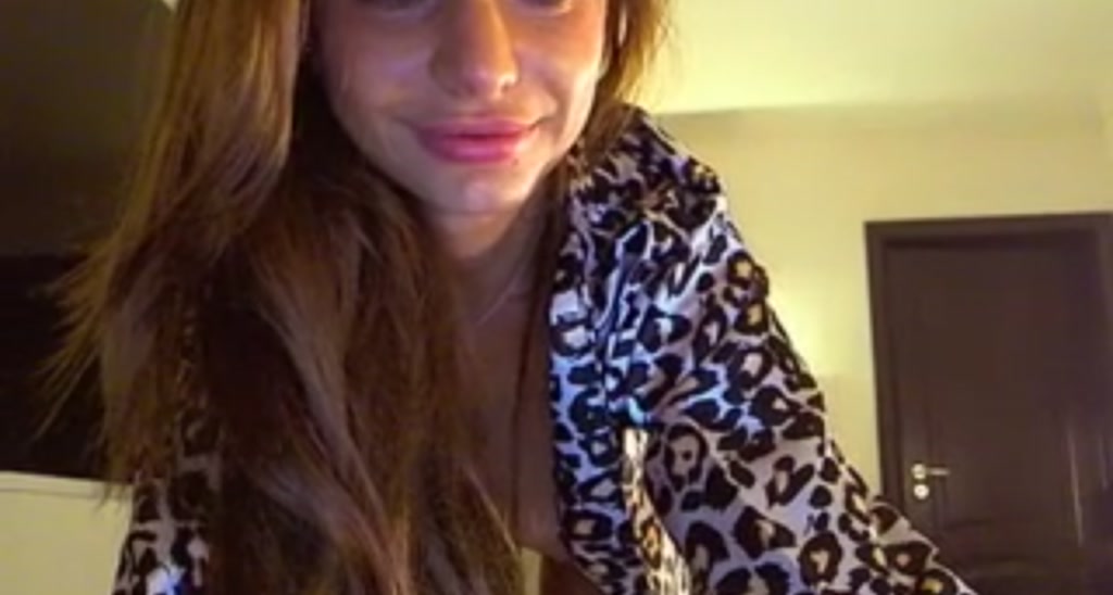 MissButterfly video thumbnail