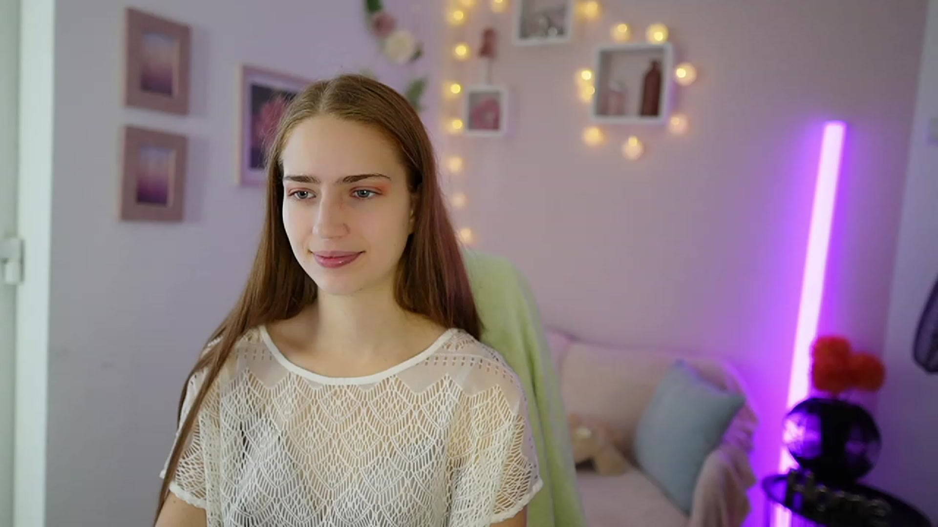 Naomi_Woods18 video thumbnail