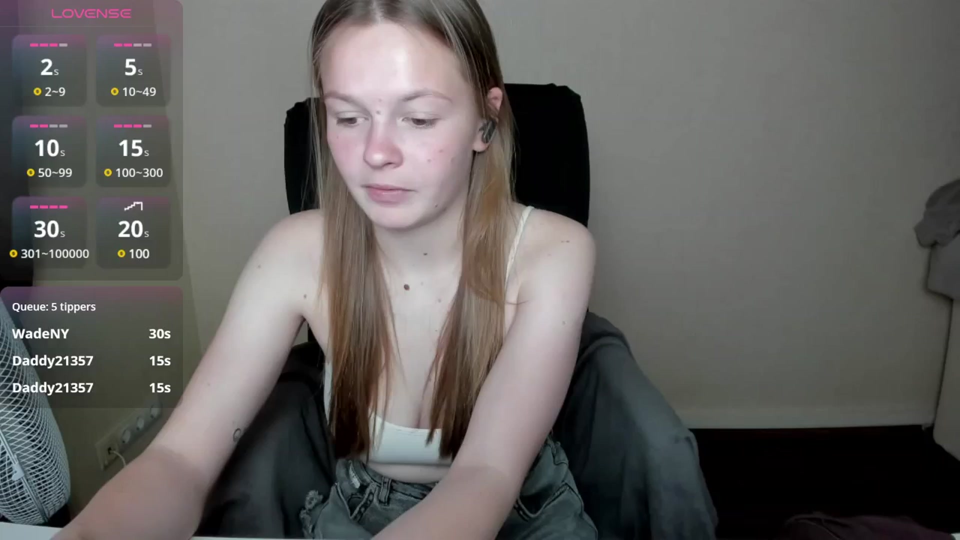 CuteDina video thumbnail