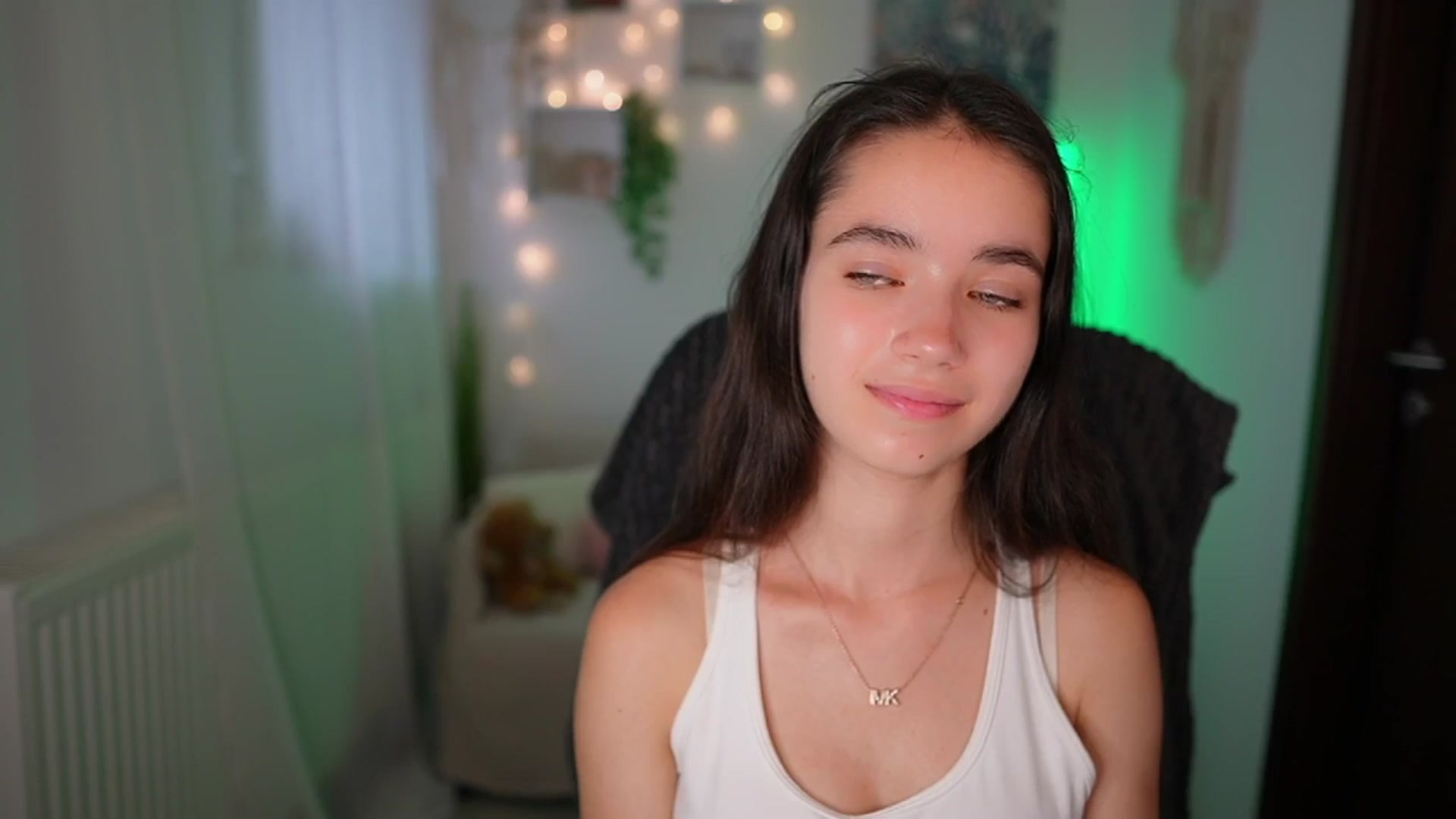Gia_Paige18 video thumbnail