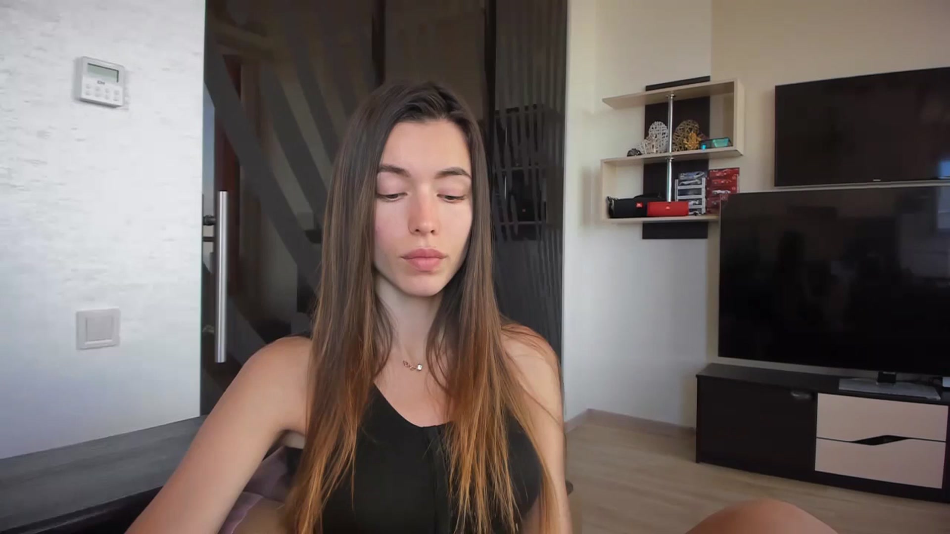 laurensaenz video thumbnail