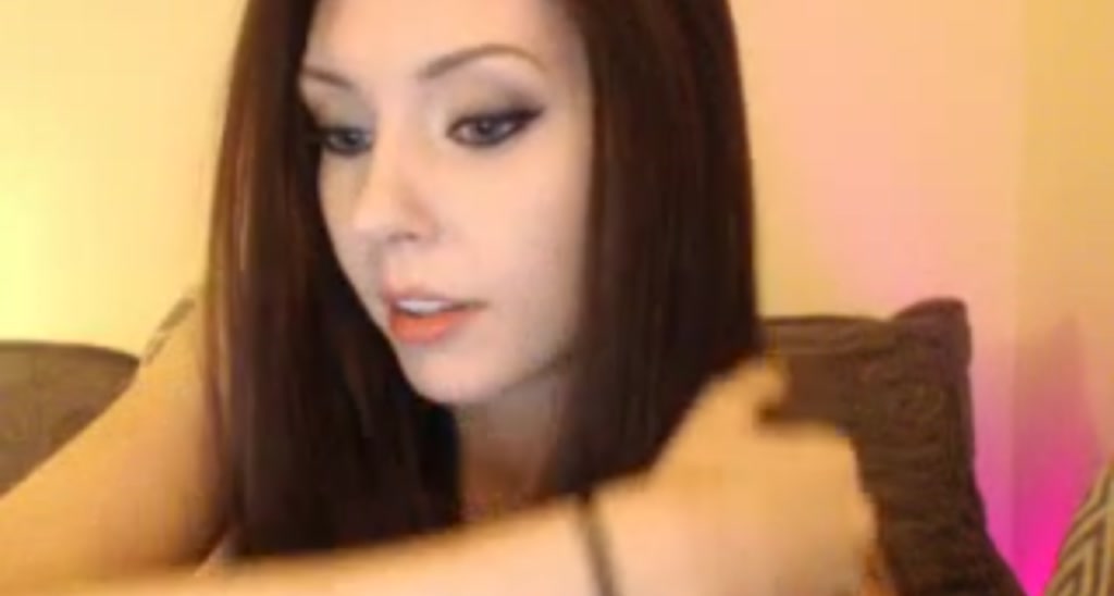 LeylaSmiles video thumbnail
