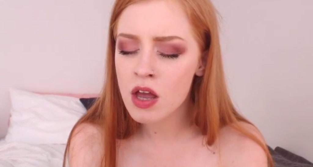 LunaRoux video thumbnail