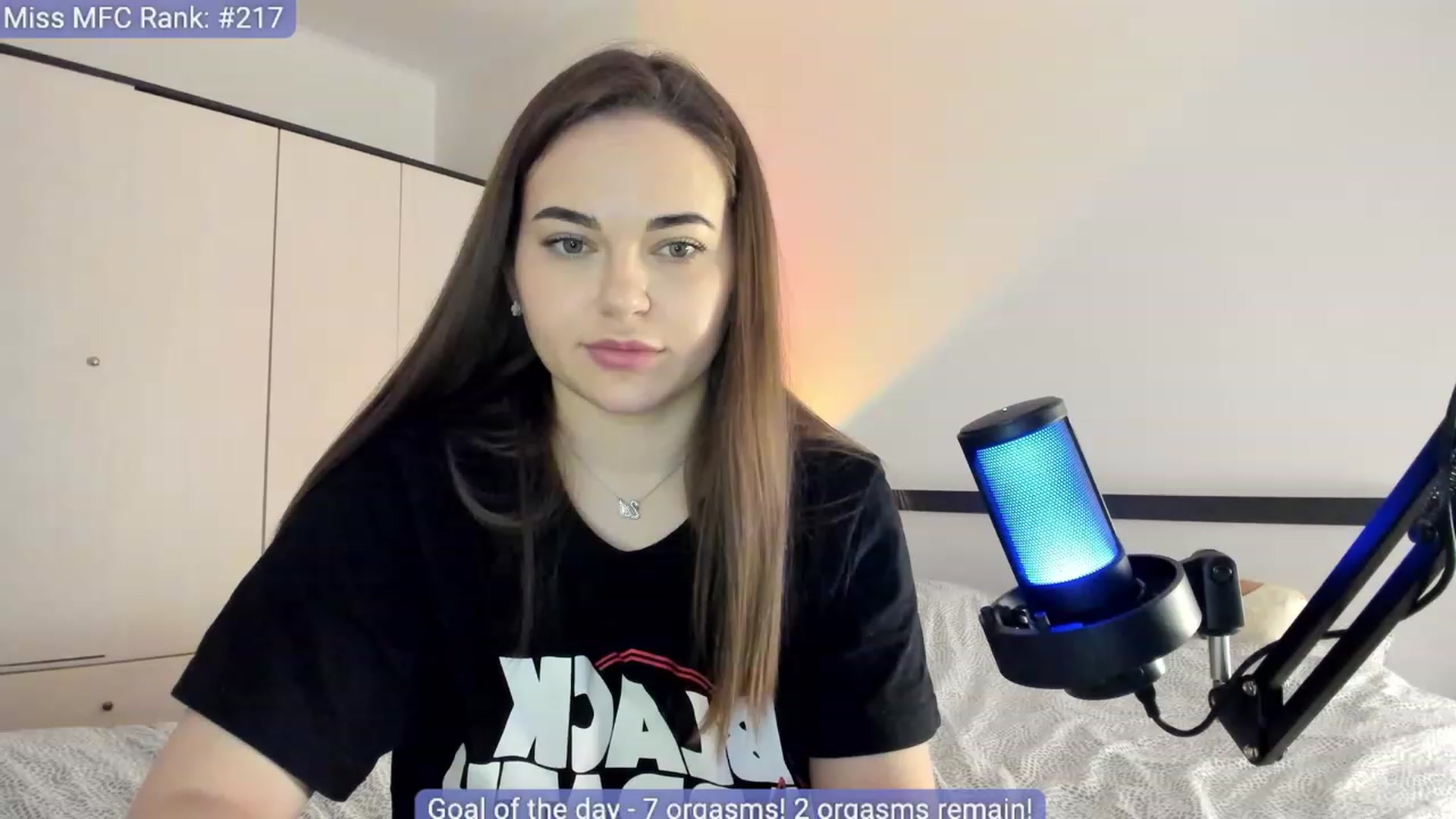 BeeTheQueen video thumbnail
