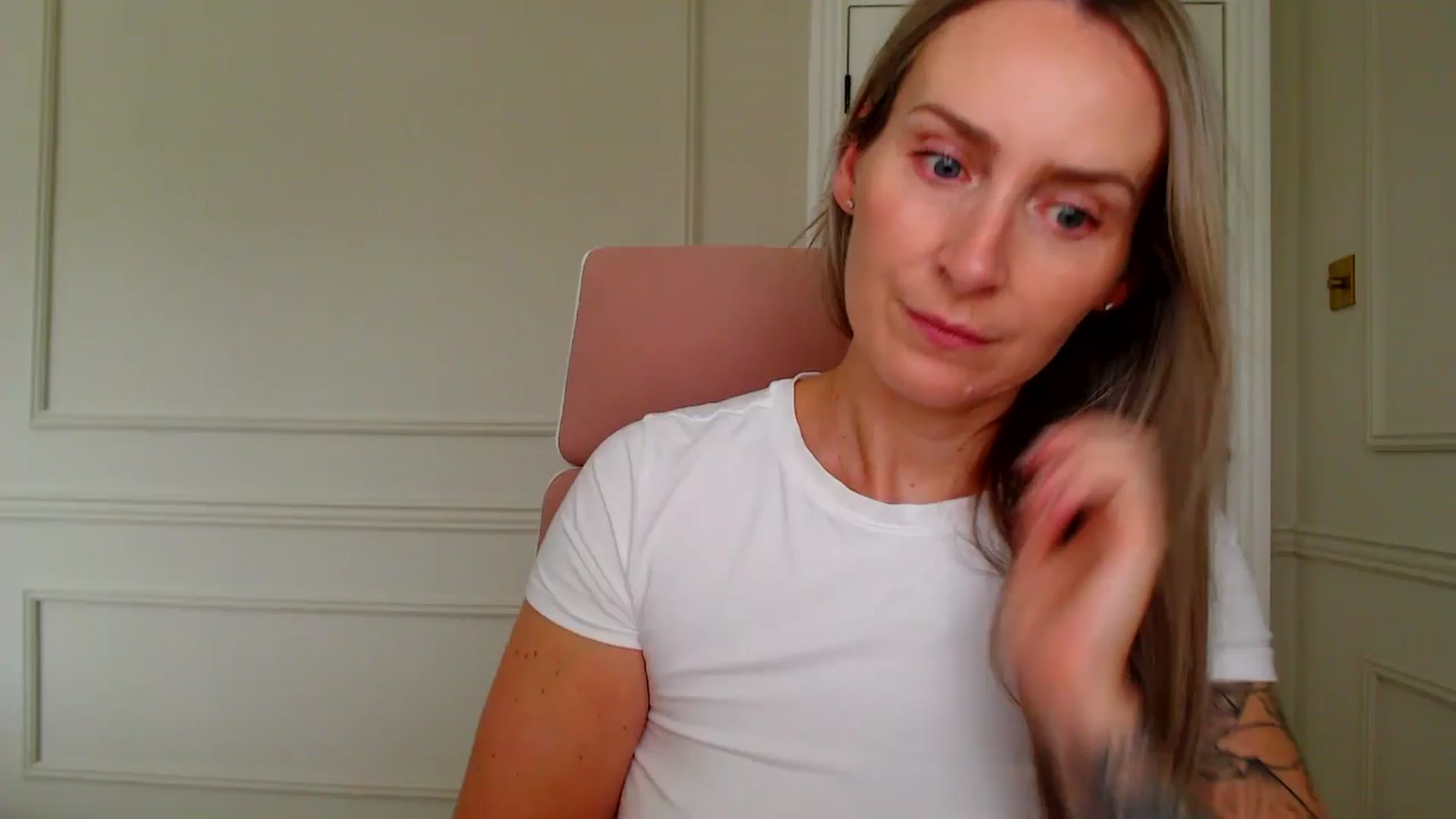 Boob_Jiggler video thumbnail