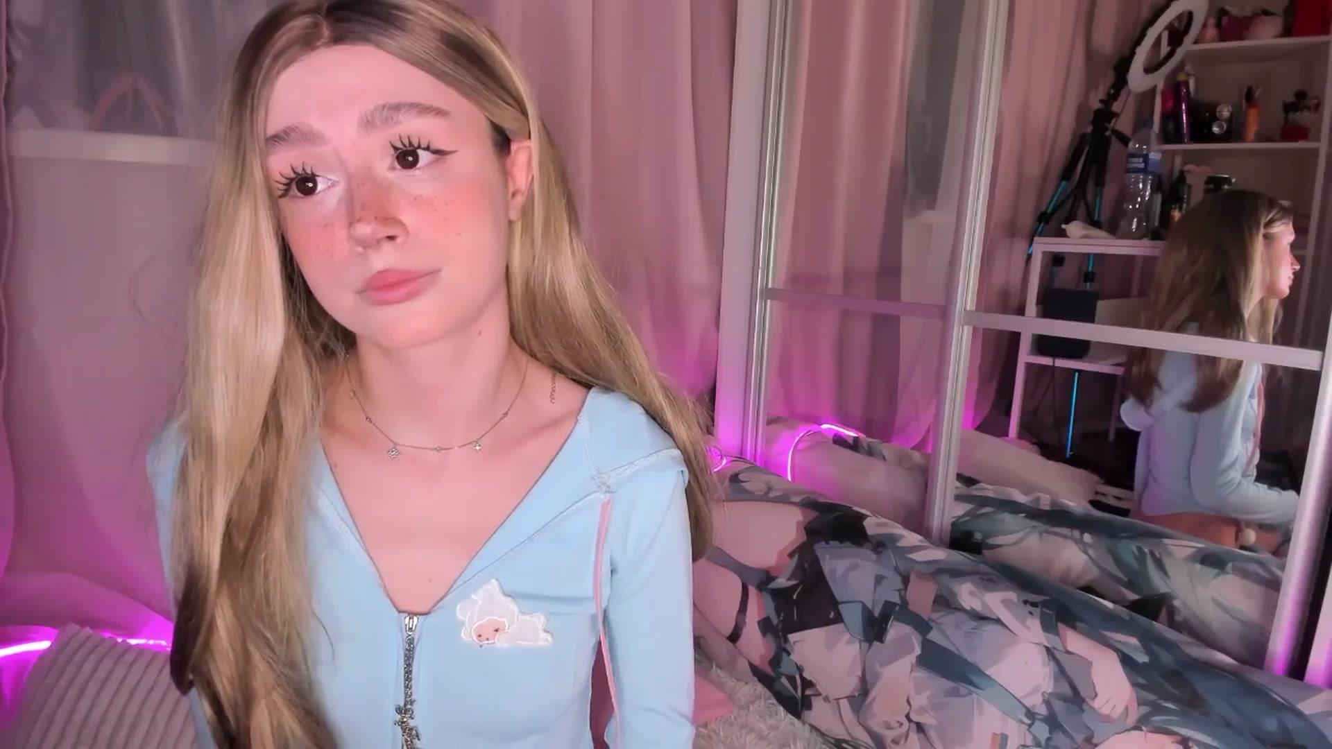 AliceXsweeT video thumbnail