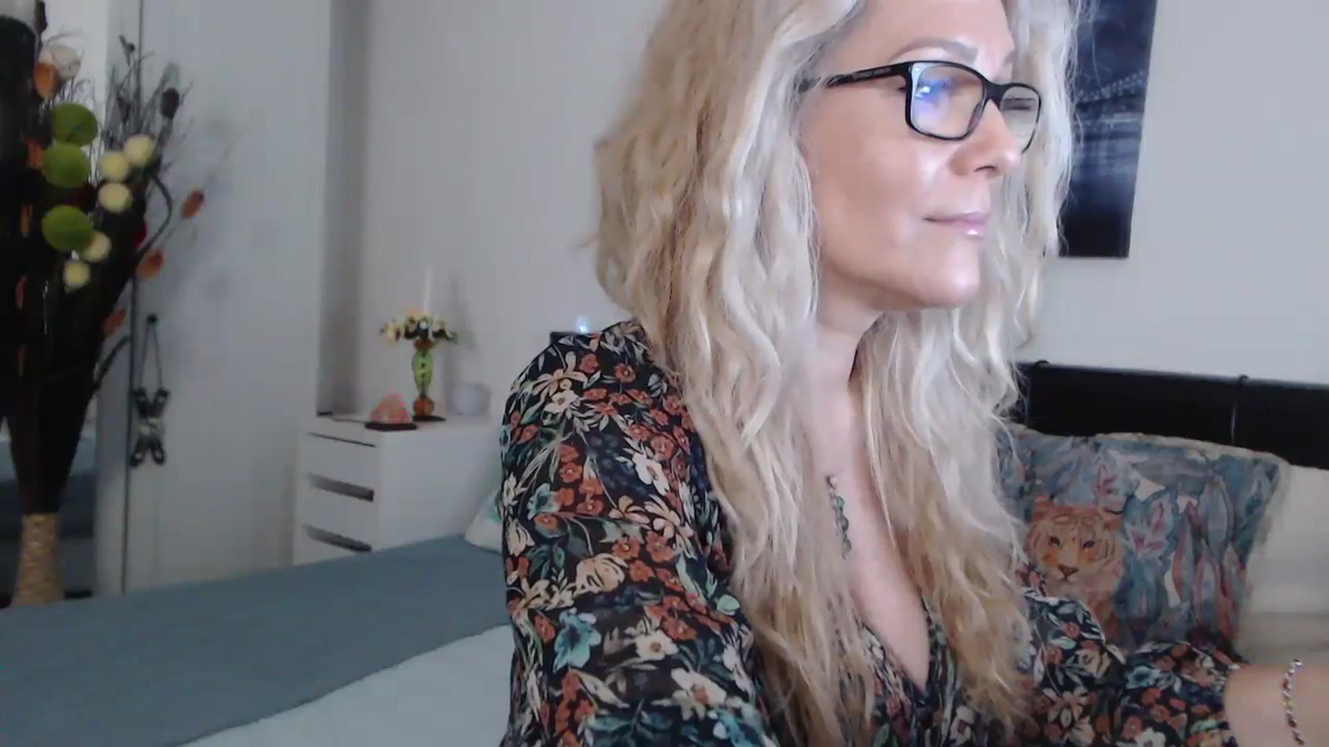 Reeya71 video thumbnail