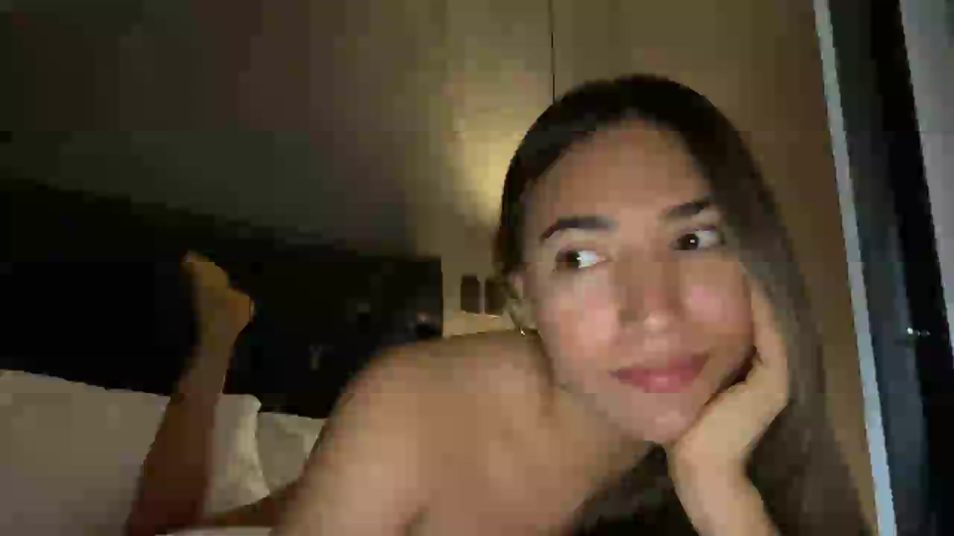 hiallie_ video thumbnail