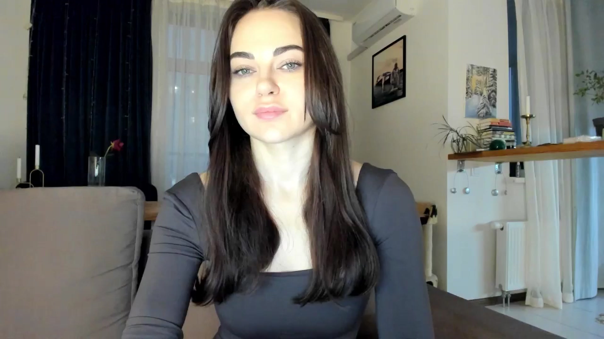BeeTheQueen video thumbnail