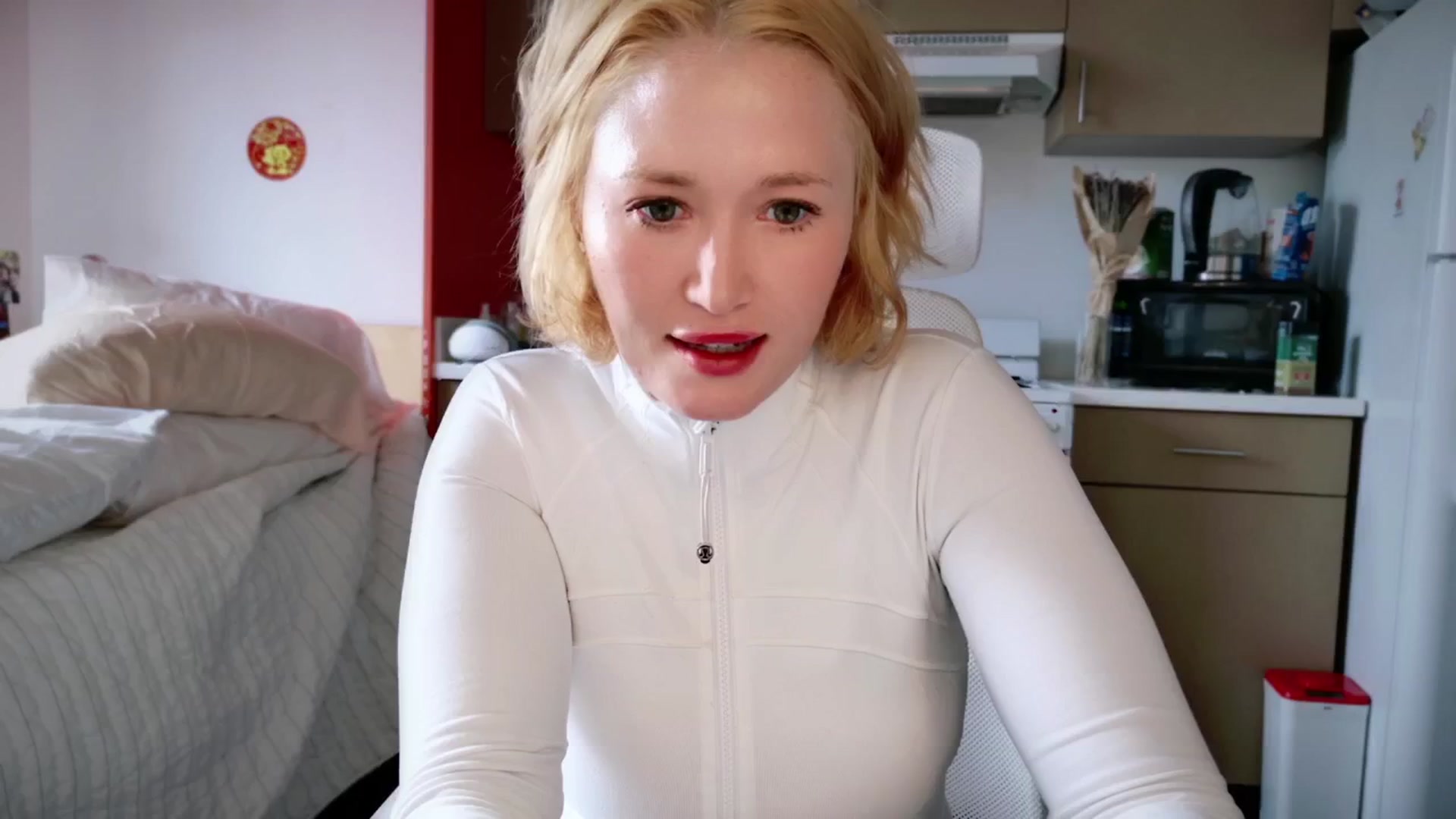 Molly_Moans video thumbnail