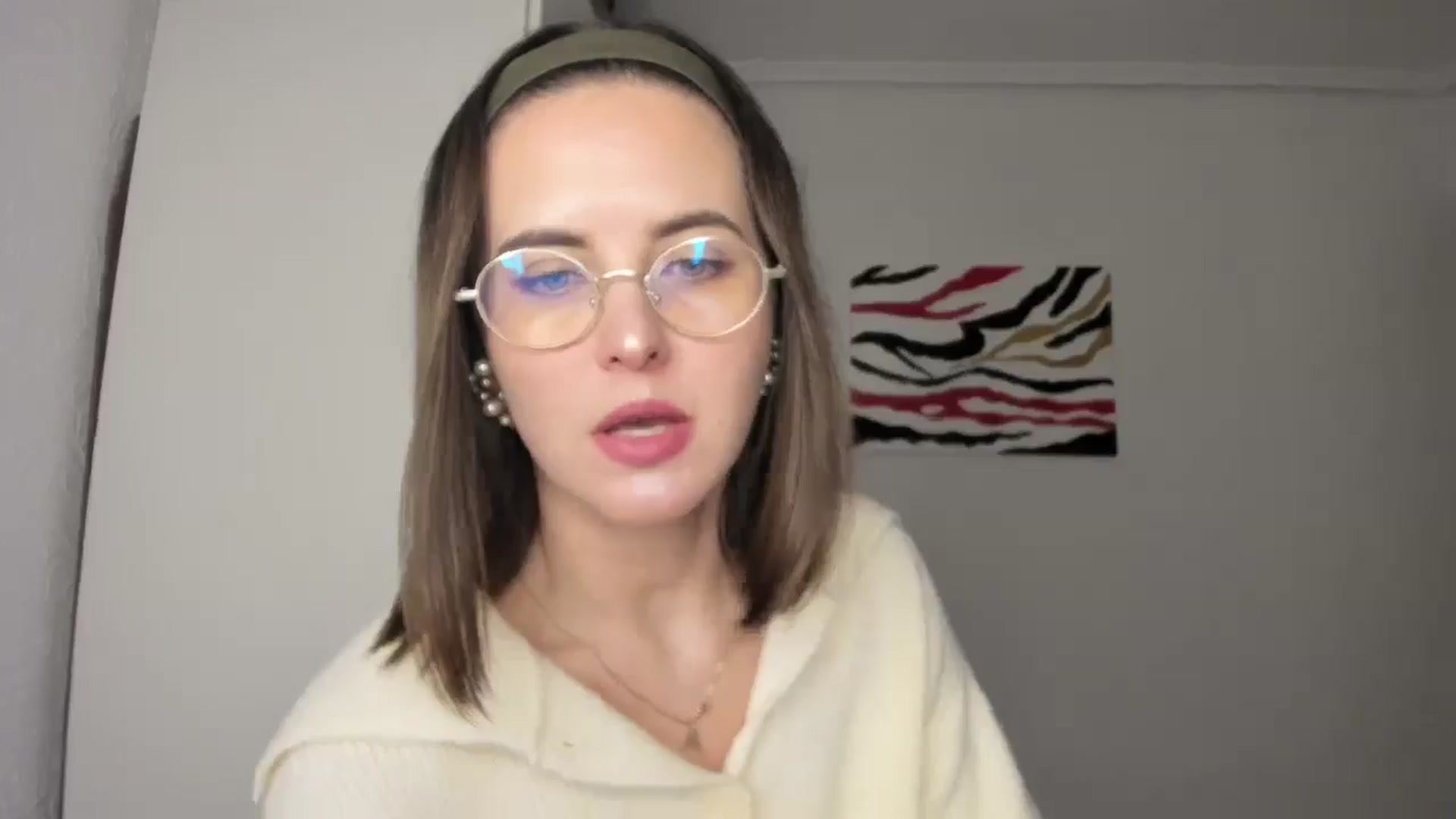 AhahaGirl video thumbnail