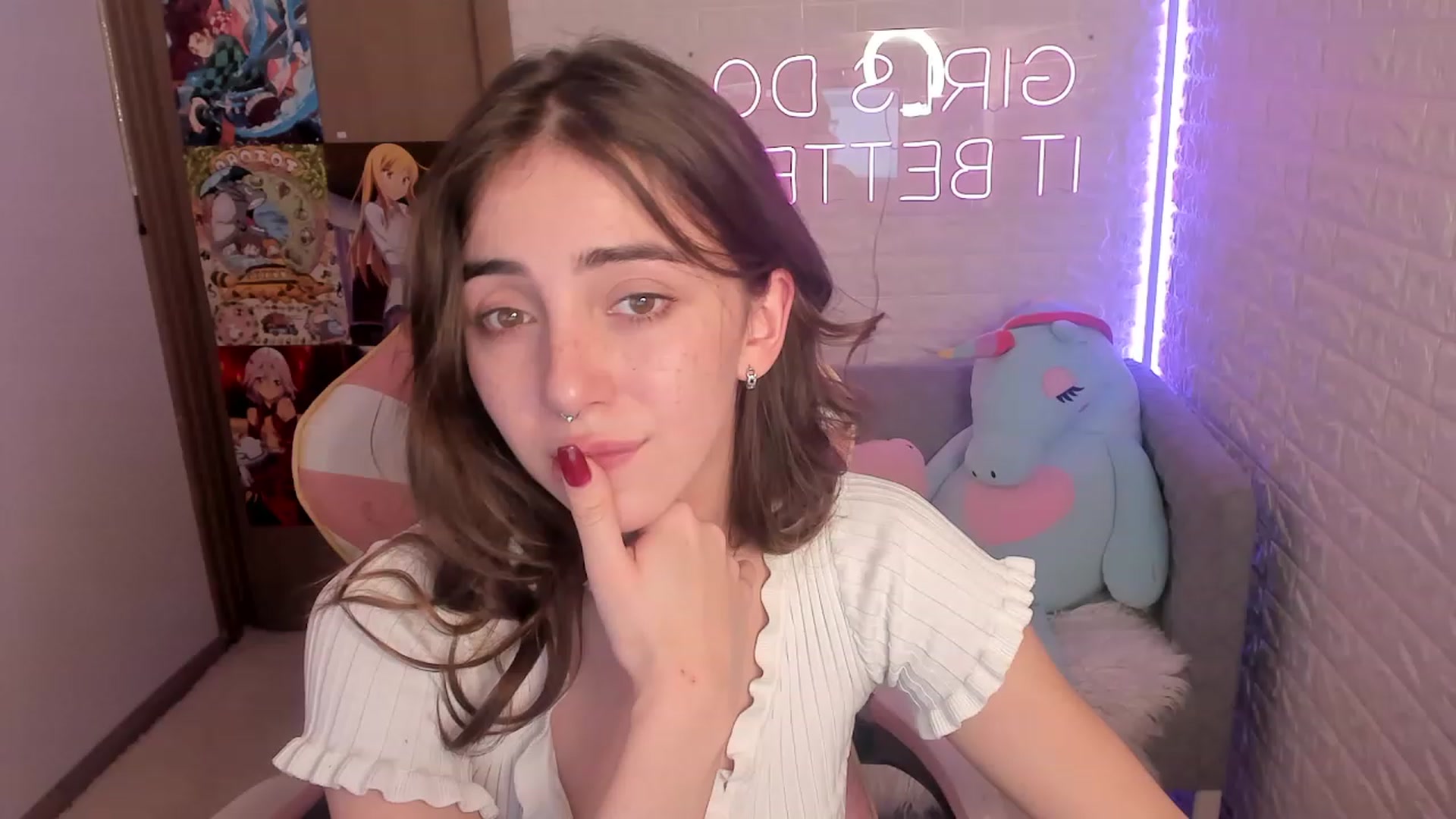 ElsaYoung video thumbnail