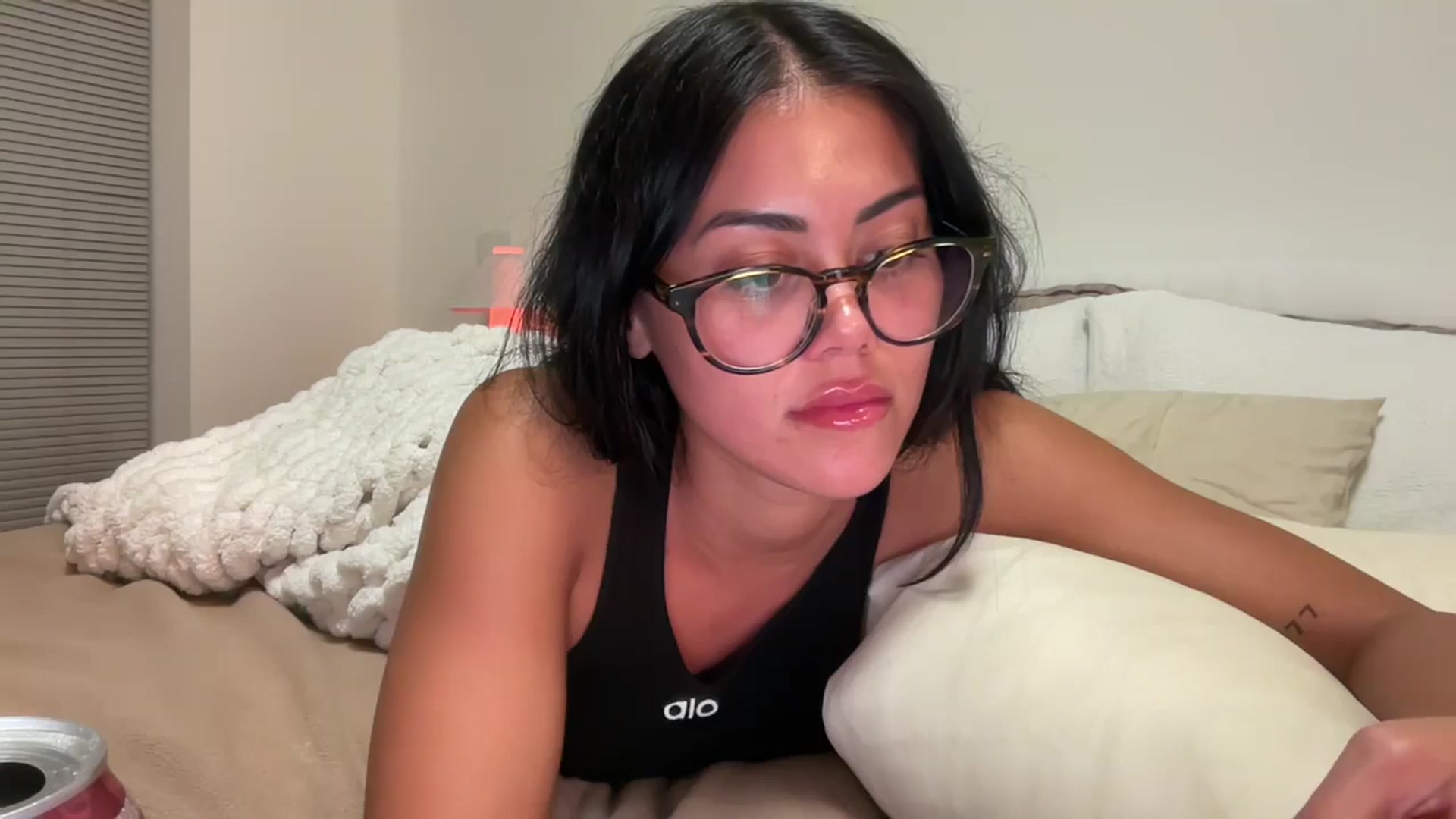Naomilynn video thumbnail