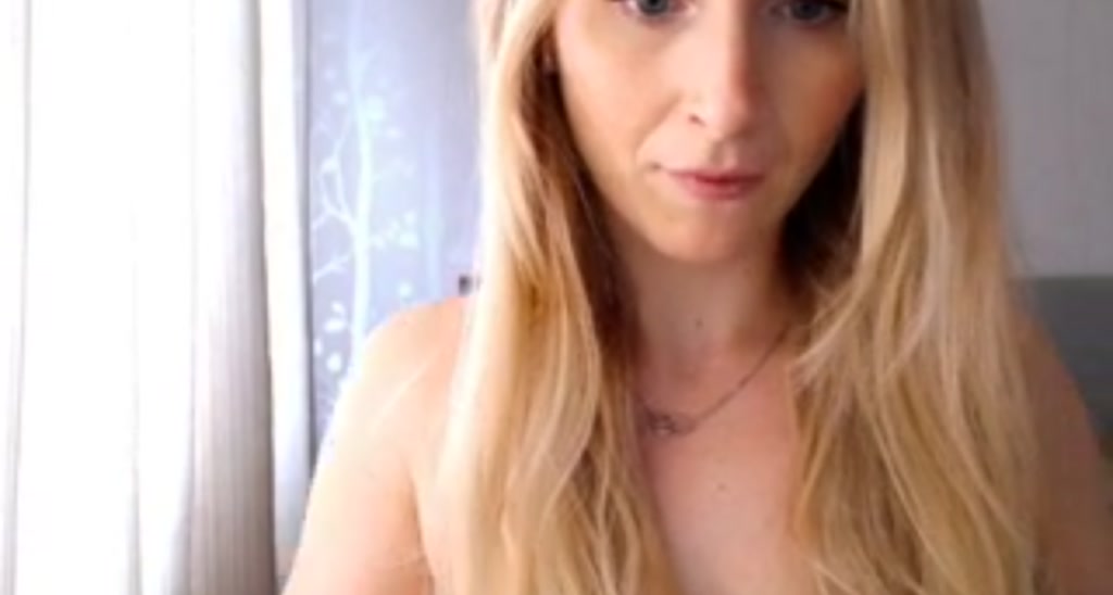 Sarah_Louise_ video thumbnail