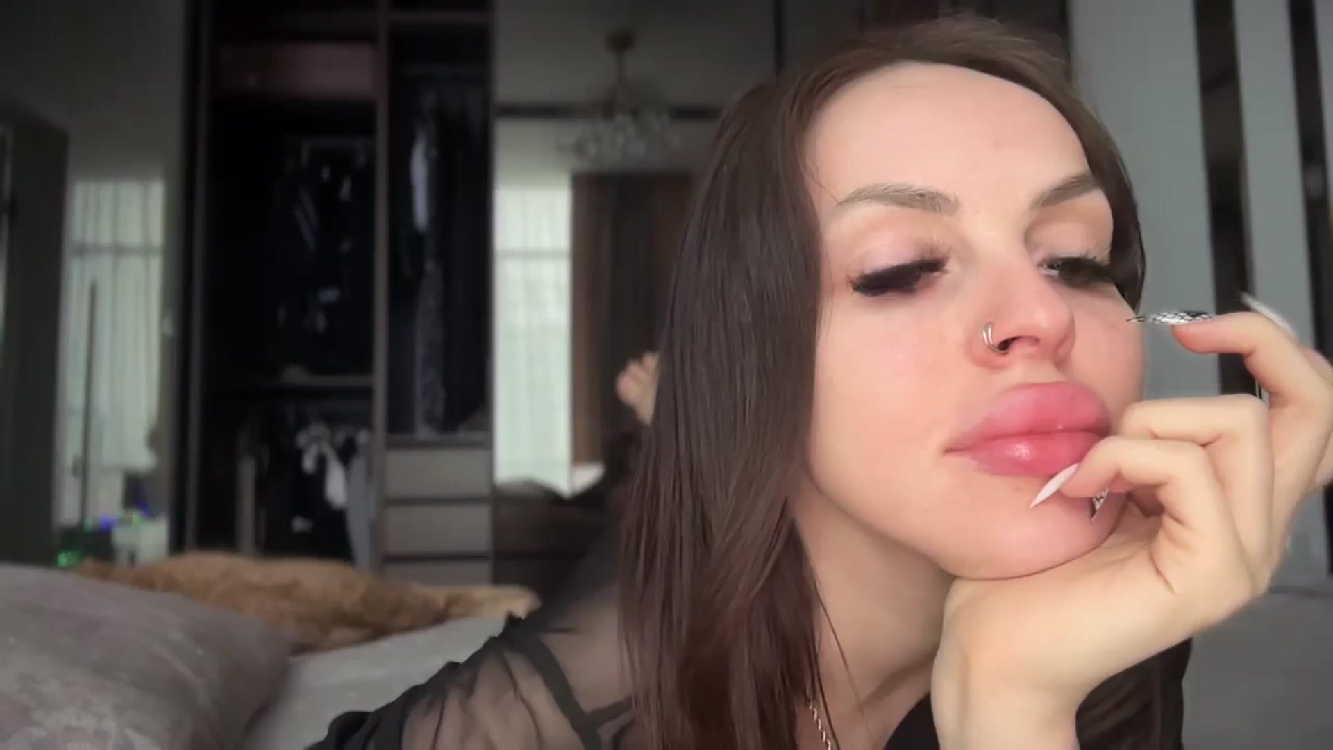 UGLYGIRL_ video thumbnail