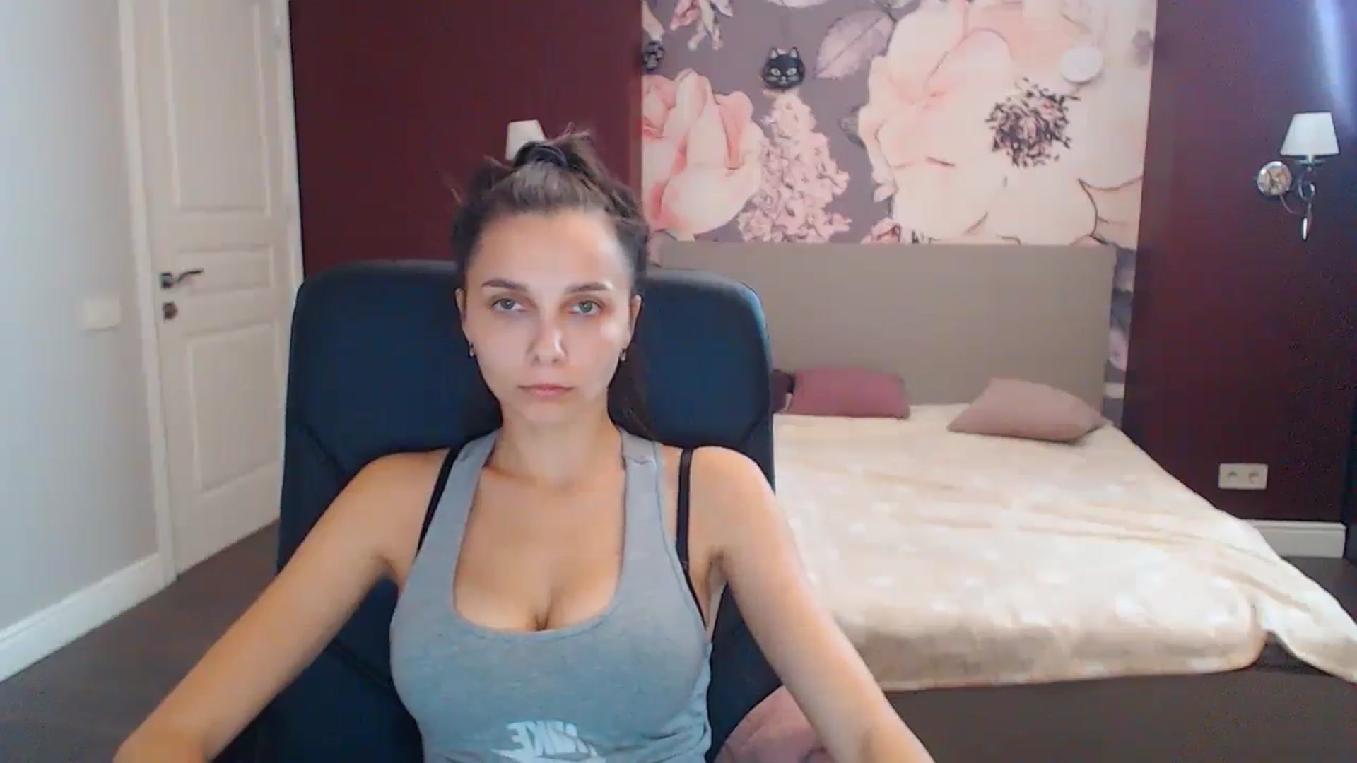 Karina_Mils video thumbnail