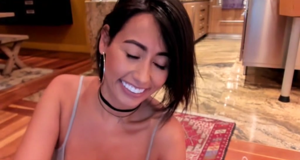 FloraBella_ video thumbnail